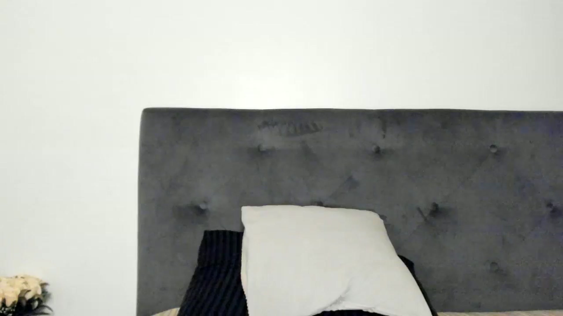 Gallery image thumbnail from SashaLopez's myfreecams stream on, 09/16/2023, 22:28 image 3 of 20