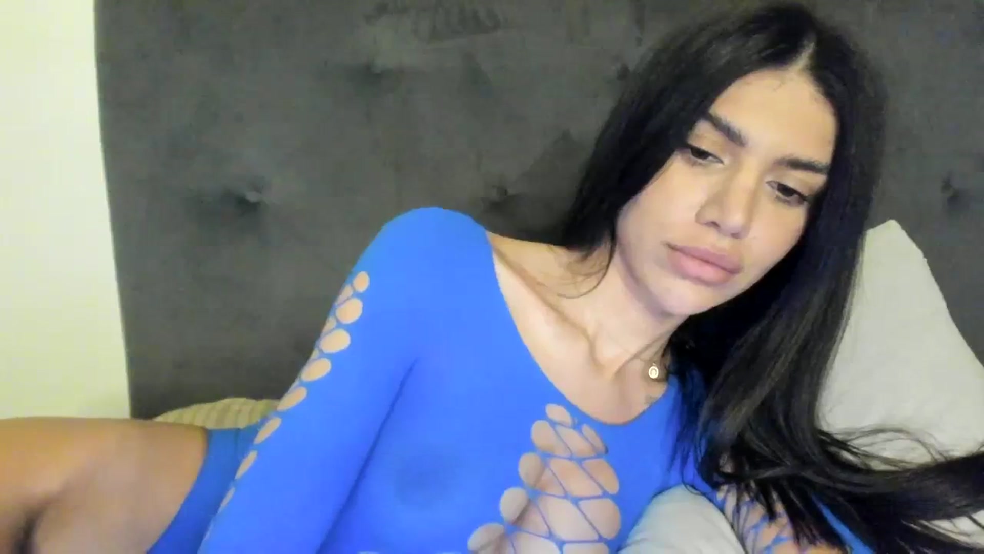 Gallery image thumbnail from SashaLopez's myfreecams stream on, 09/16/2023, 23:12 image 5 of 20
