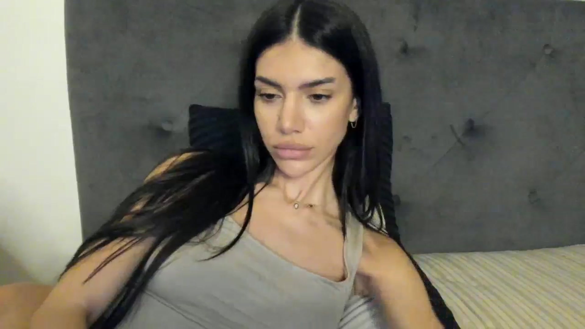 Gallery image thumbnail from SashaLopez's myfreecams stream on, 09/18/2023, 23:45 image 18 of 20