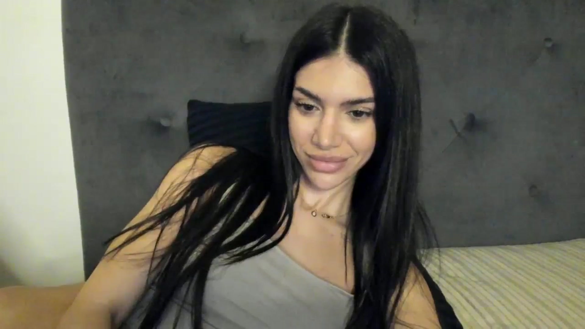 Gallery image thumbnail from SashaLopez's myfreecams stream on, 09/18/2023, 23:45 image 19 of 20