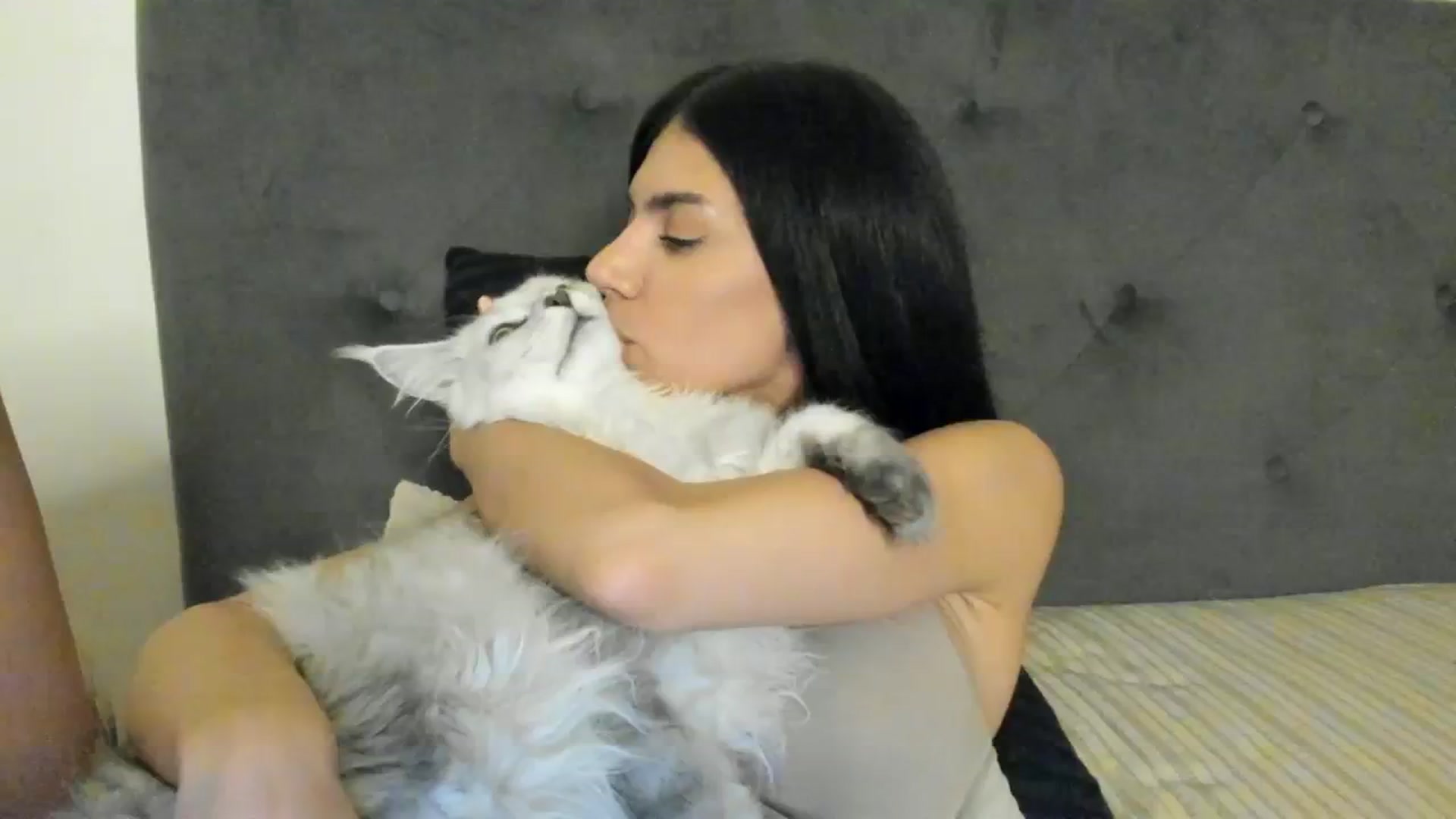 Gallery image thumbnail from SashaLopez's myfreecams stream on, 09/18/2023, 23:45 image 12 of 20