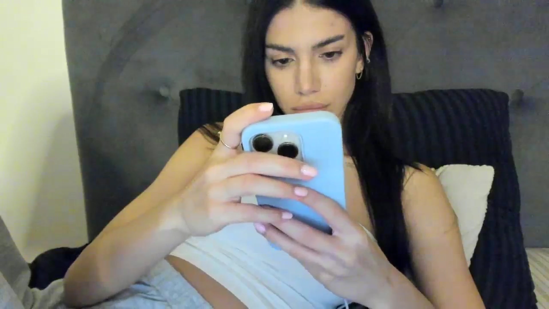 Gallery image thumbnail from SashaLopez's myfreecams stream on, 09/19/2023, 22:26 image 3 of 20