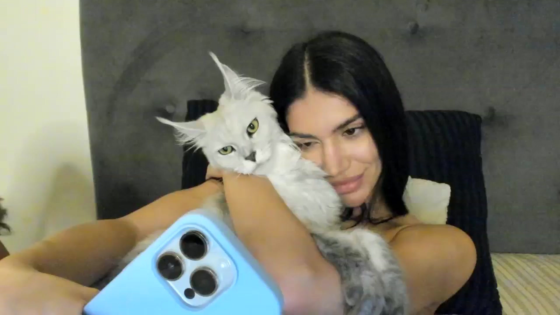 Gallery image thumbnail from SashaLopez's myfreecams stream on, 09/19/2023, 22:55 image 11 of 20