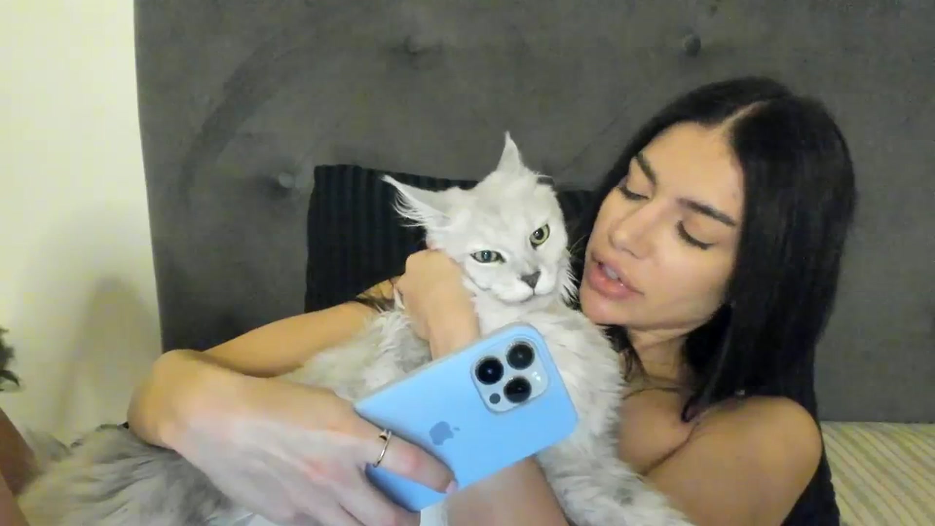 Gallery image thumbnail from SashaLopez's myfreecams stream on, 09/19/2023, 22:55 image 13 of 20