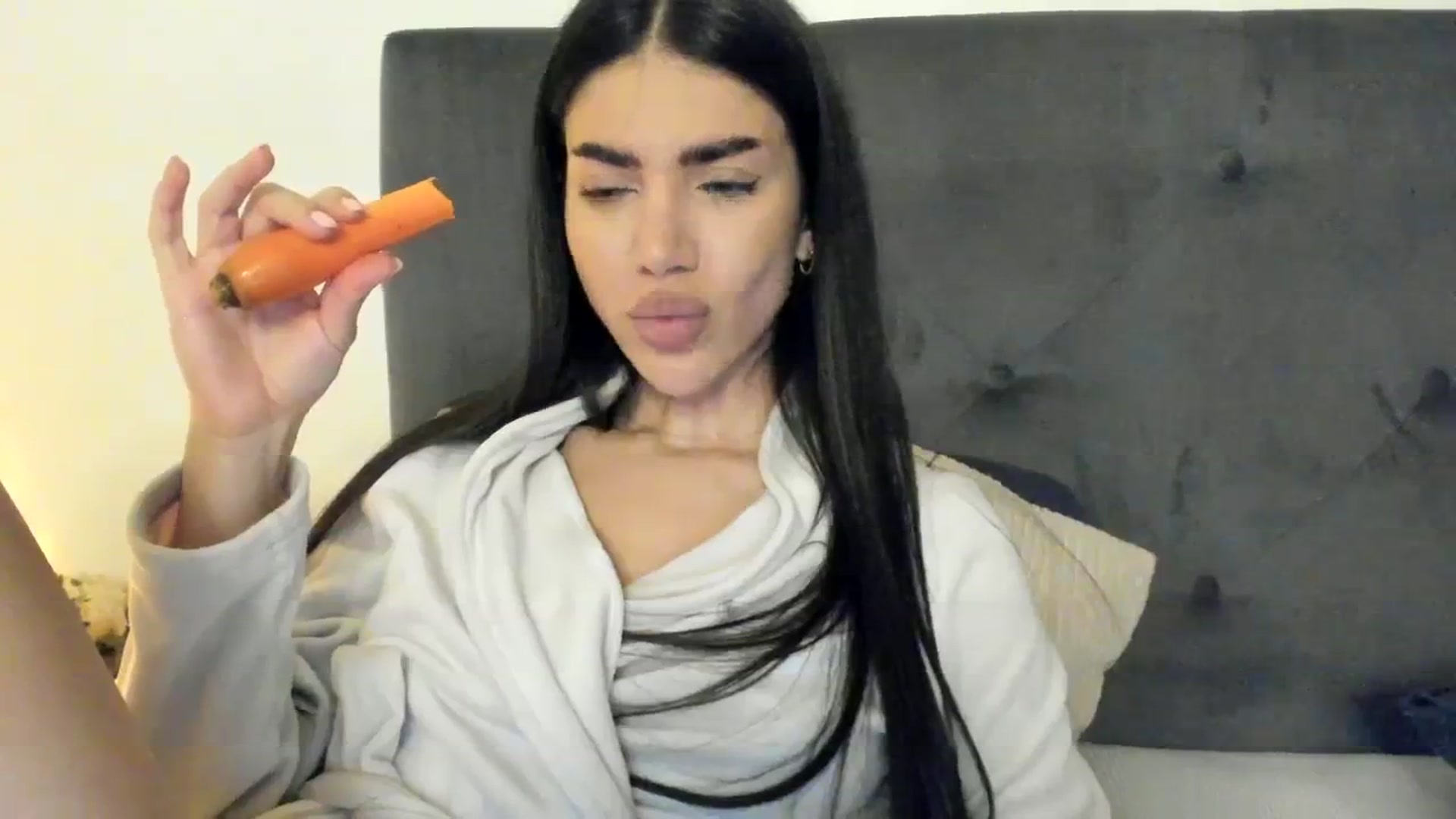 Gallery image thumbnail from SashaLopez's myfreecams stream on, 09/26/2023, 20:58 image 13 of 20