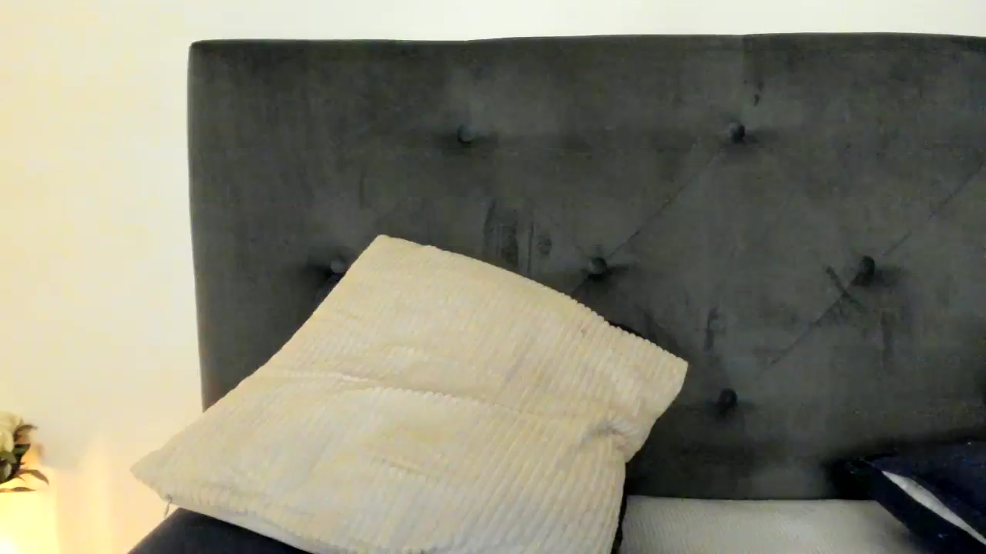 Gallery image thumbnail from SashaLopez's myfreecams stream on, 09/26/2023, 20:58 image 10 of 20