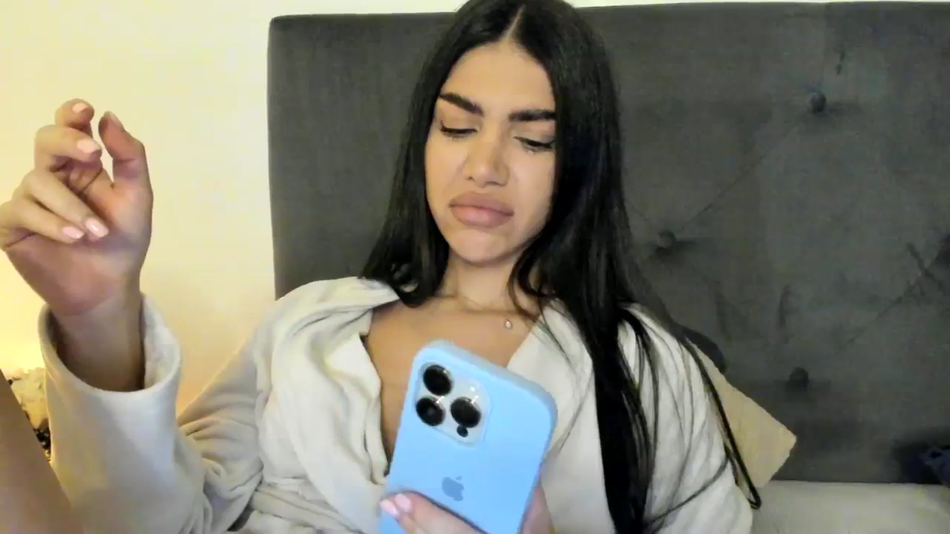 Gallery image thumbnail from SashaLopez's myfreecams stream on, 09/26/2023, 21:28 image 12 of 20