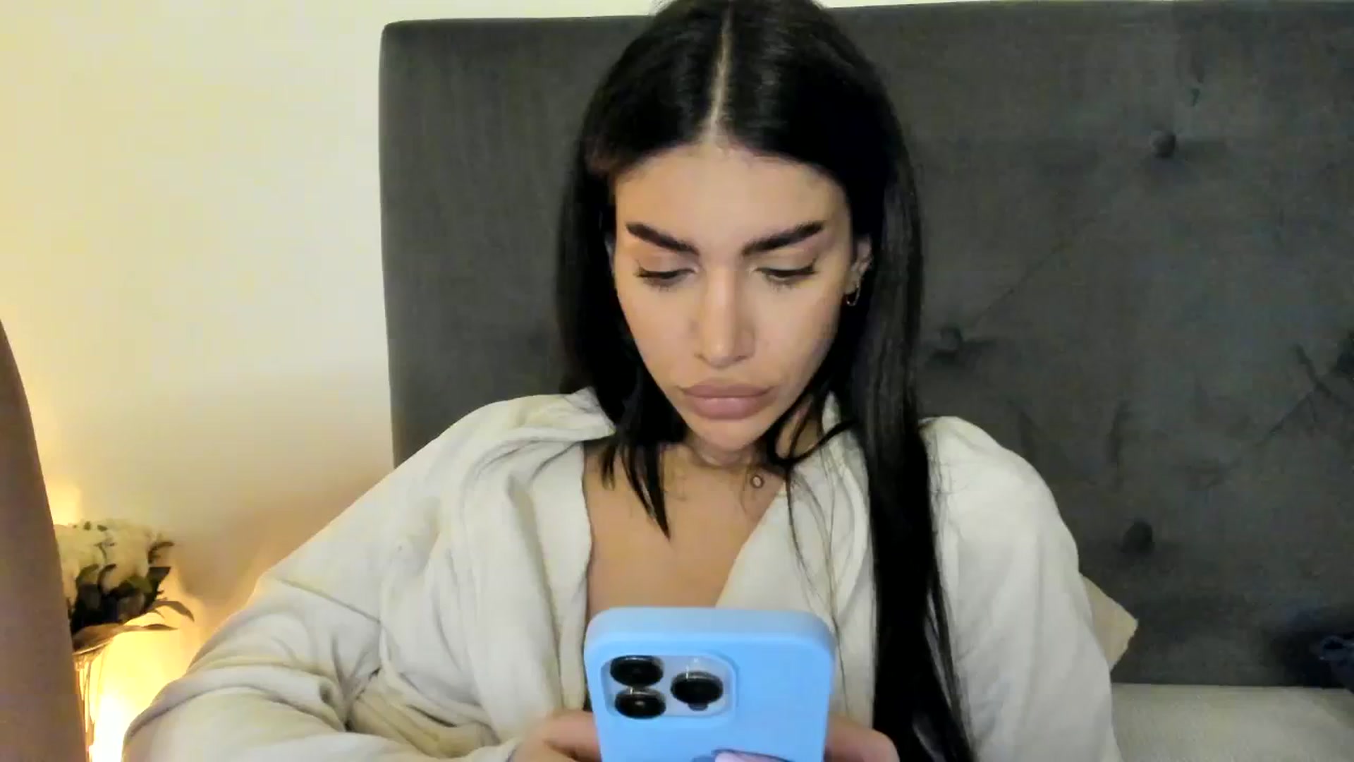Gallery image thumbnail from SashaLopez's myfreecams stream on, 09/26/2023, 21:43 image 1 of 20