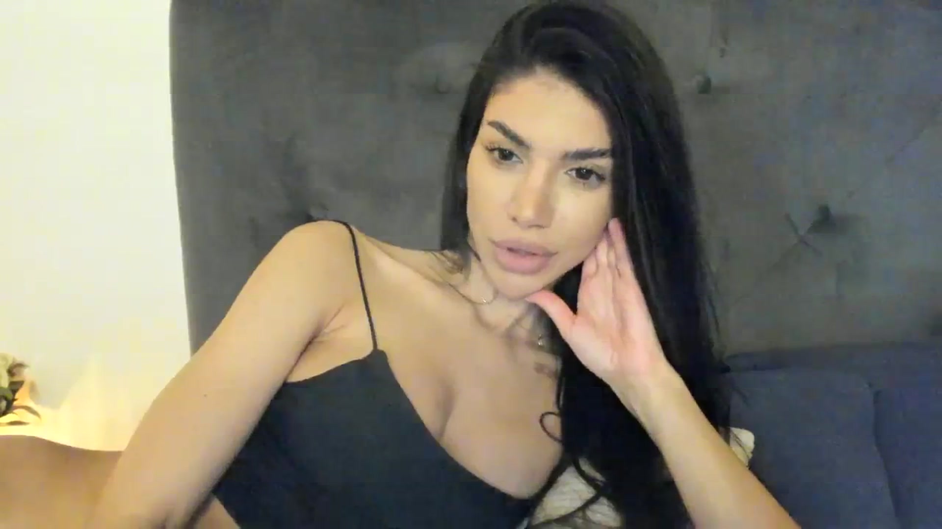 Gallery image thumbnail from SashaLopez's myfreecams stream on, 10/02/2023, 23:22 image 5 of 20