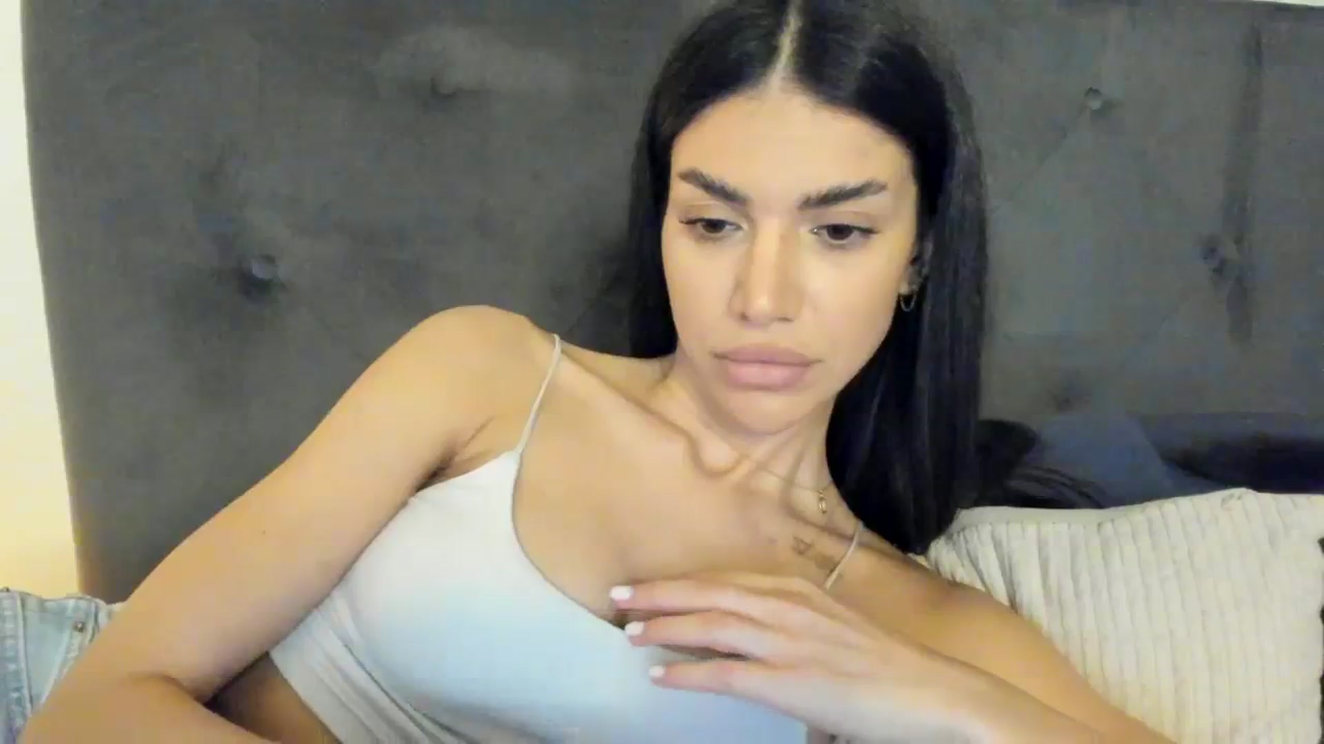 Gallery image thumbnail from SashaLopez's myfreecams stream on, 10/03/2023, 21:30 image 20 of 20