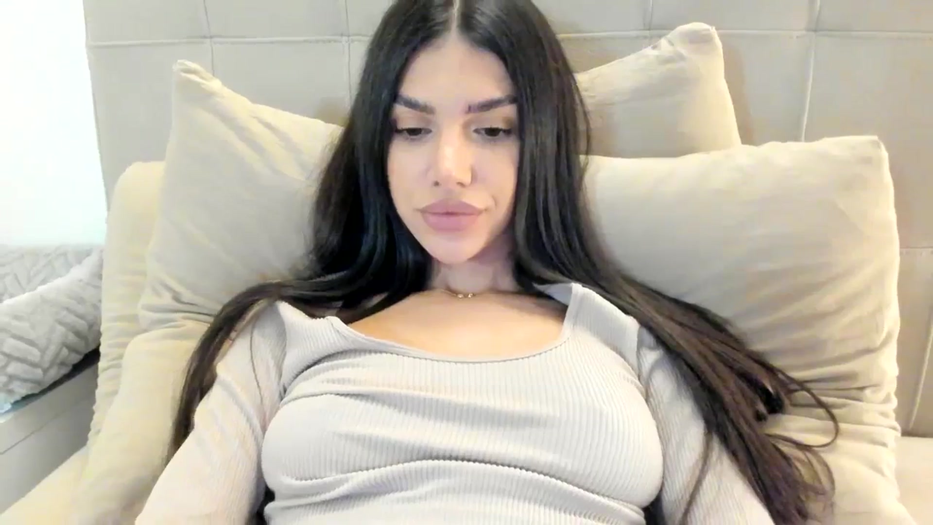 Gallery image thumbnail from SashaLopez's myfreecams stream on, 10/09/2023, 21:17 image 3 of 20