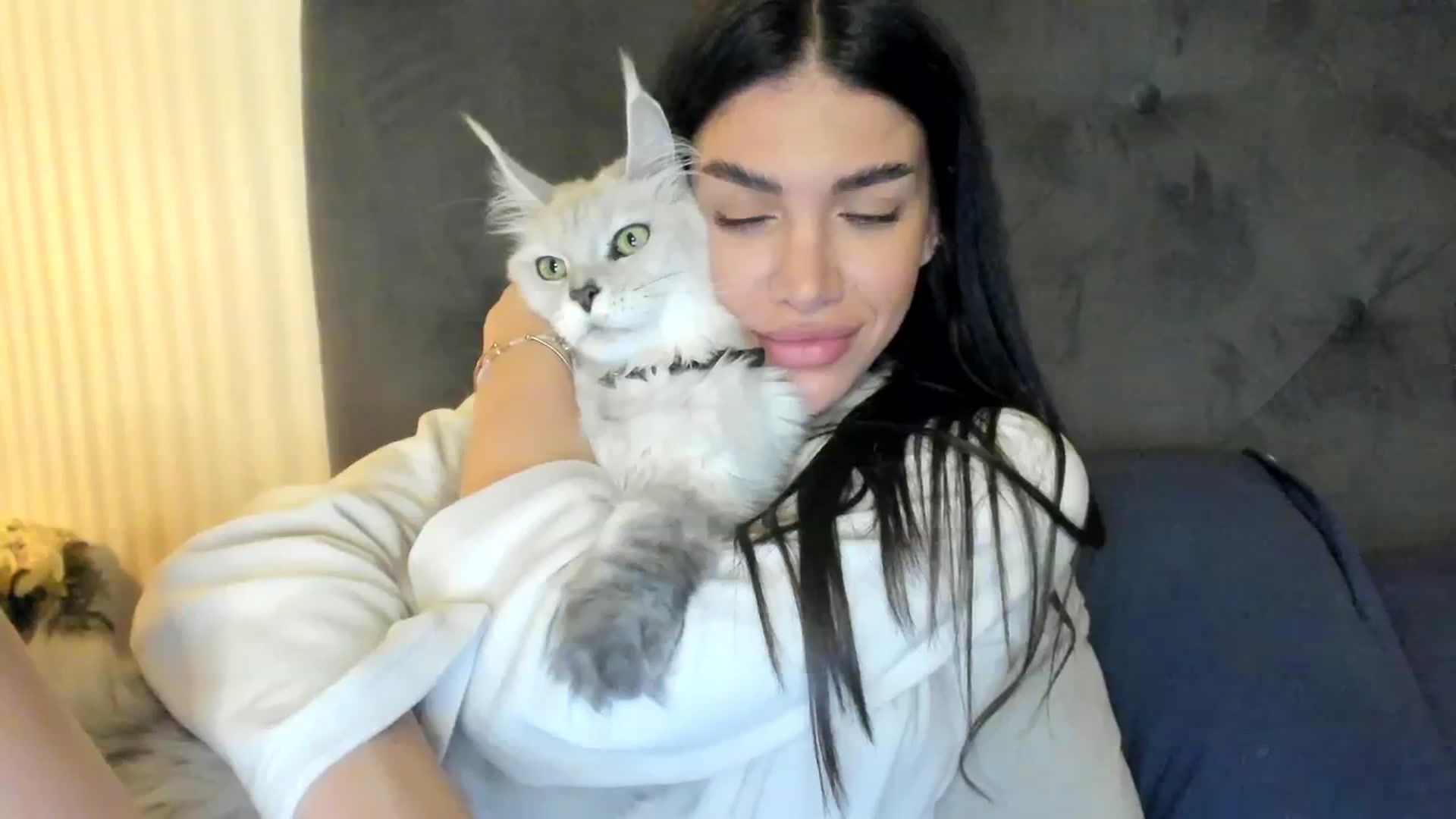 Gallery image thumbnail from SashaLopez's myfreecams stream on, 10/20/2023, 22:02 image 11 of 20