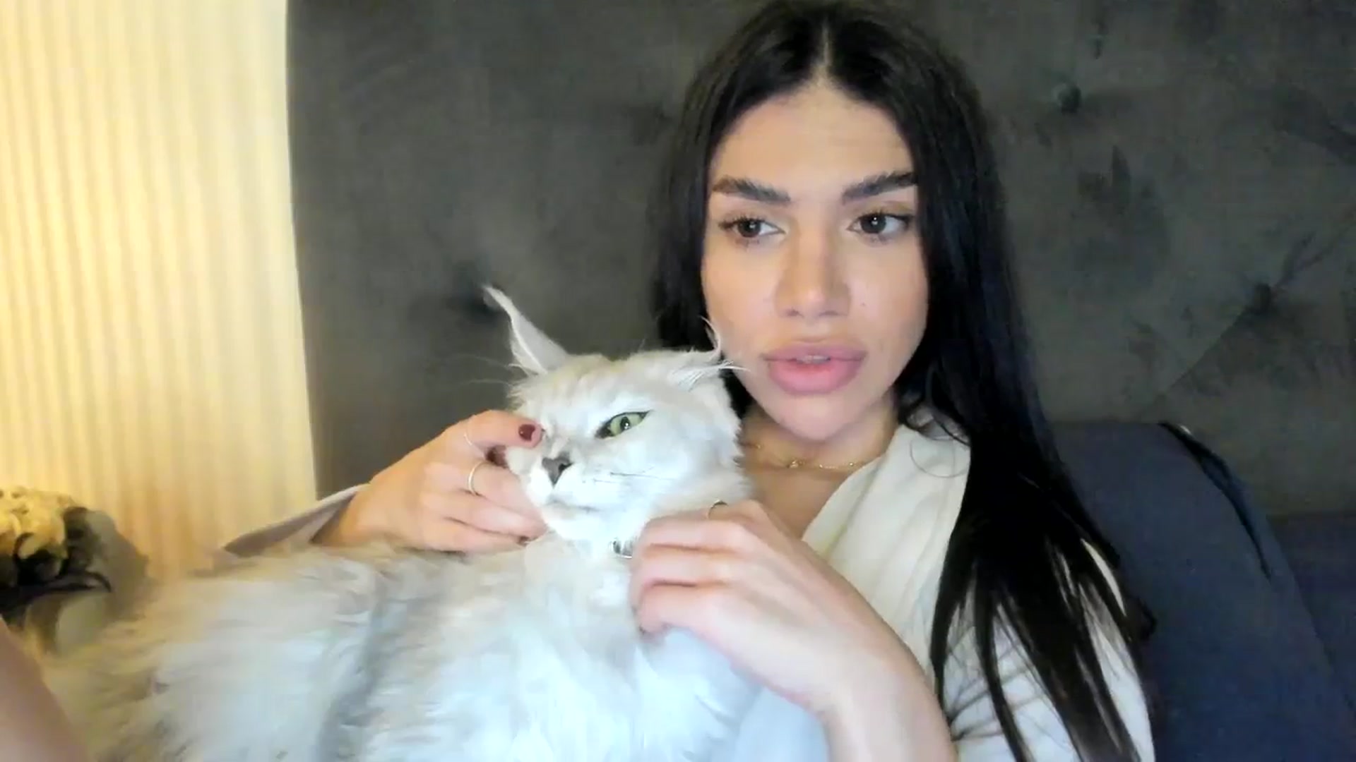 Gallery image thumbnail from SashaLopez's myfreecams stream on, 10/20/2023, 22:02 image 12 of 20