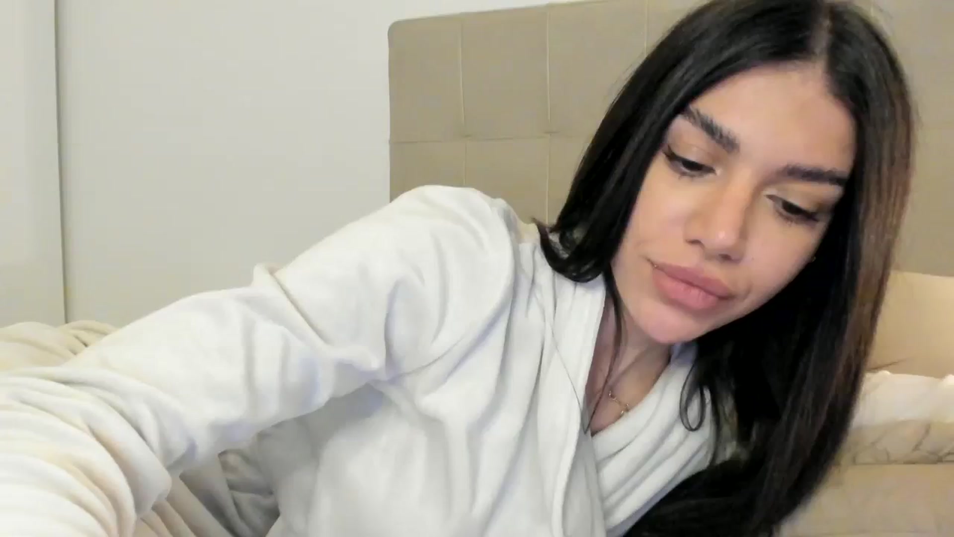 Gallery image thumbnail from SashaLopez's myfreecams stream on, 10/25/2023, 22:54 image 2 of 20