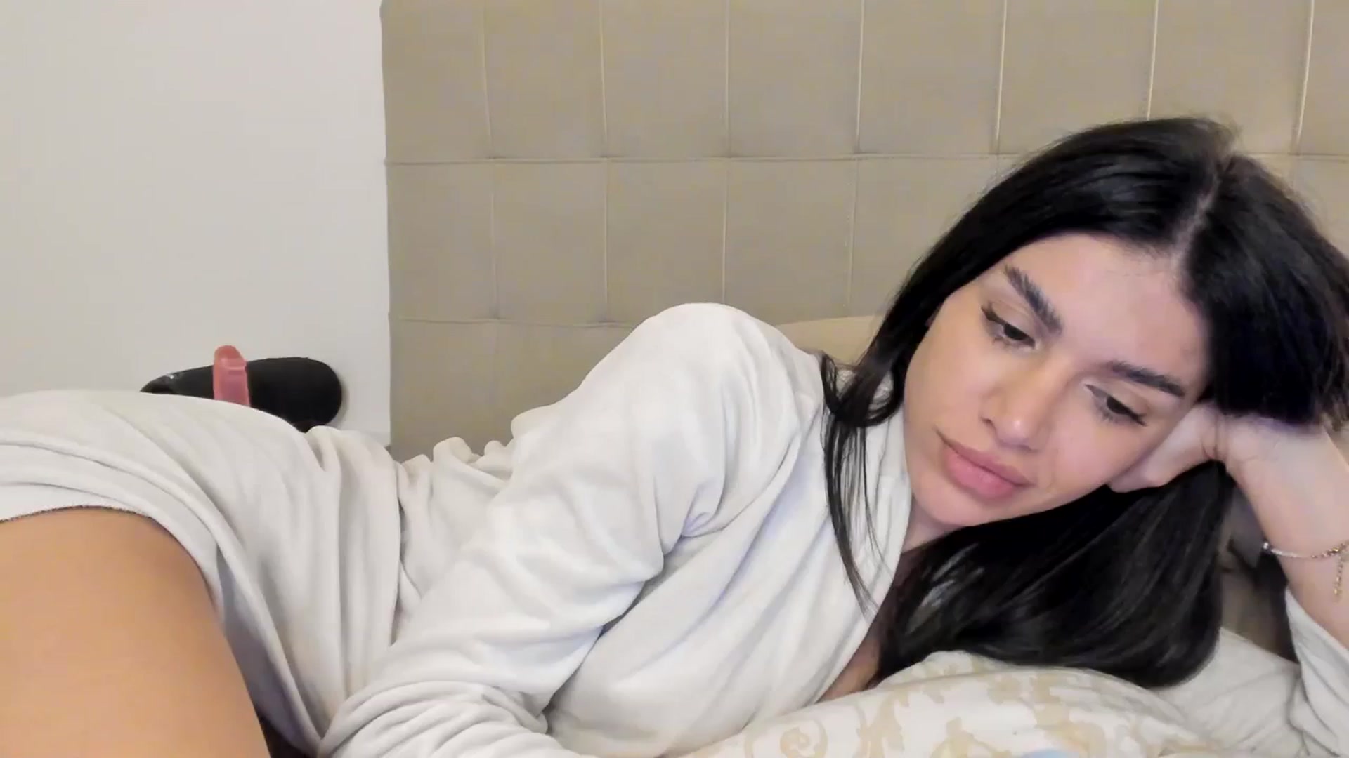 Gallery image thumbnail from SashaLopez's myfreecams stream on, 10/25/2023, 22:54 image 8 of 20