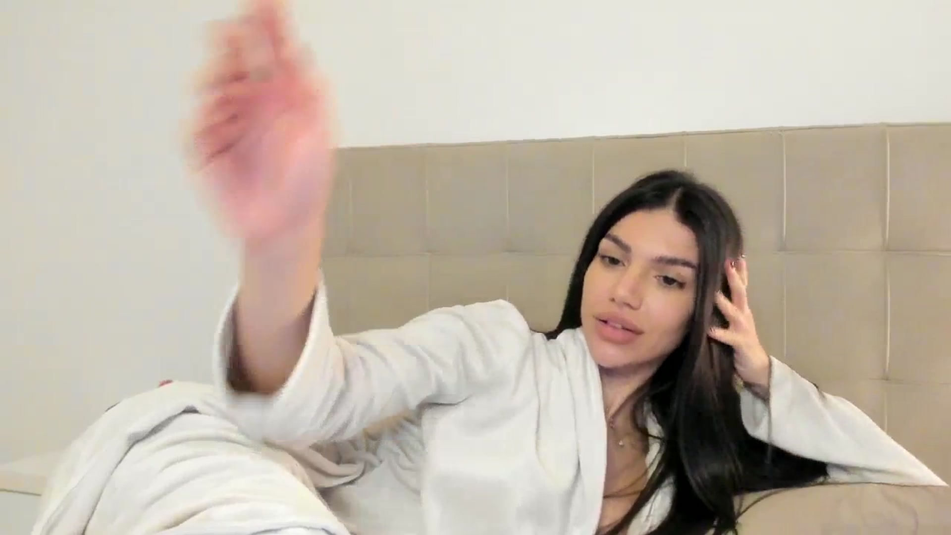 Gallery image thumbnail from SashaLopez's myfreecams stream on, 10/25/2023, 22:54 image 7 of 20
