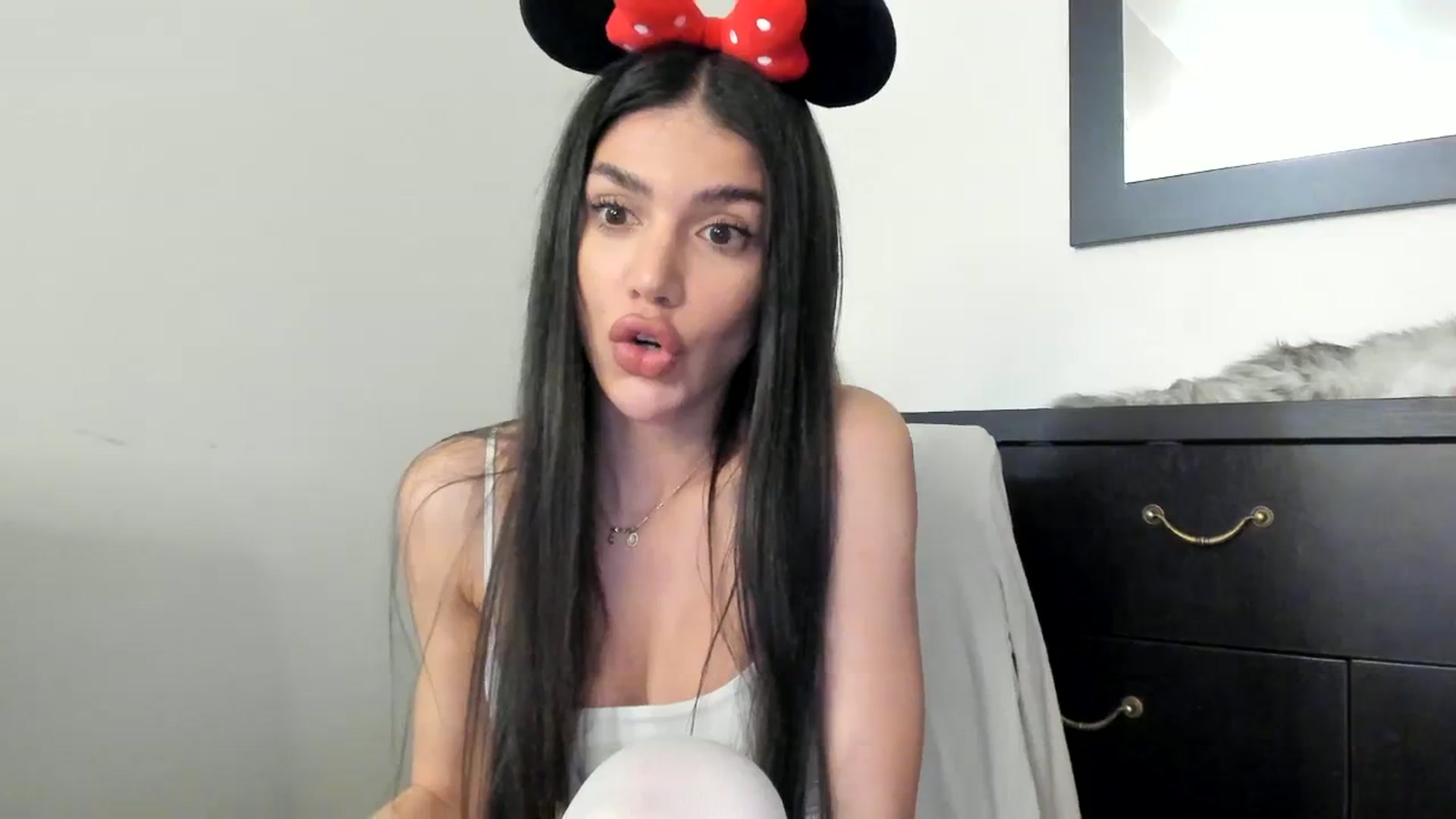 Gallery image thumbnail from SashaLopez's myfreecams stream on, 11/02/2023, 22:53 image 8 of 20