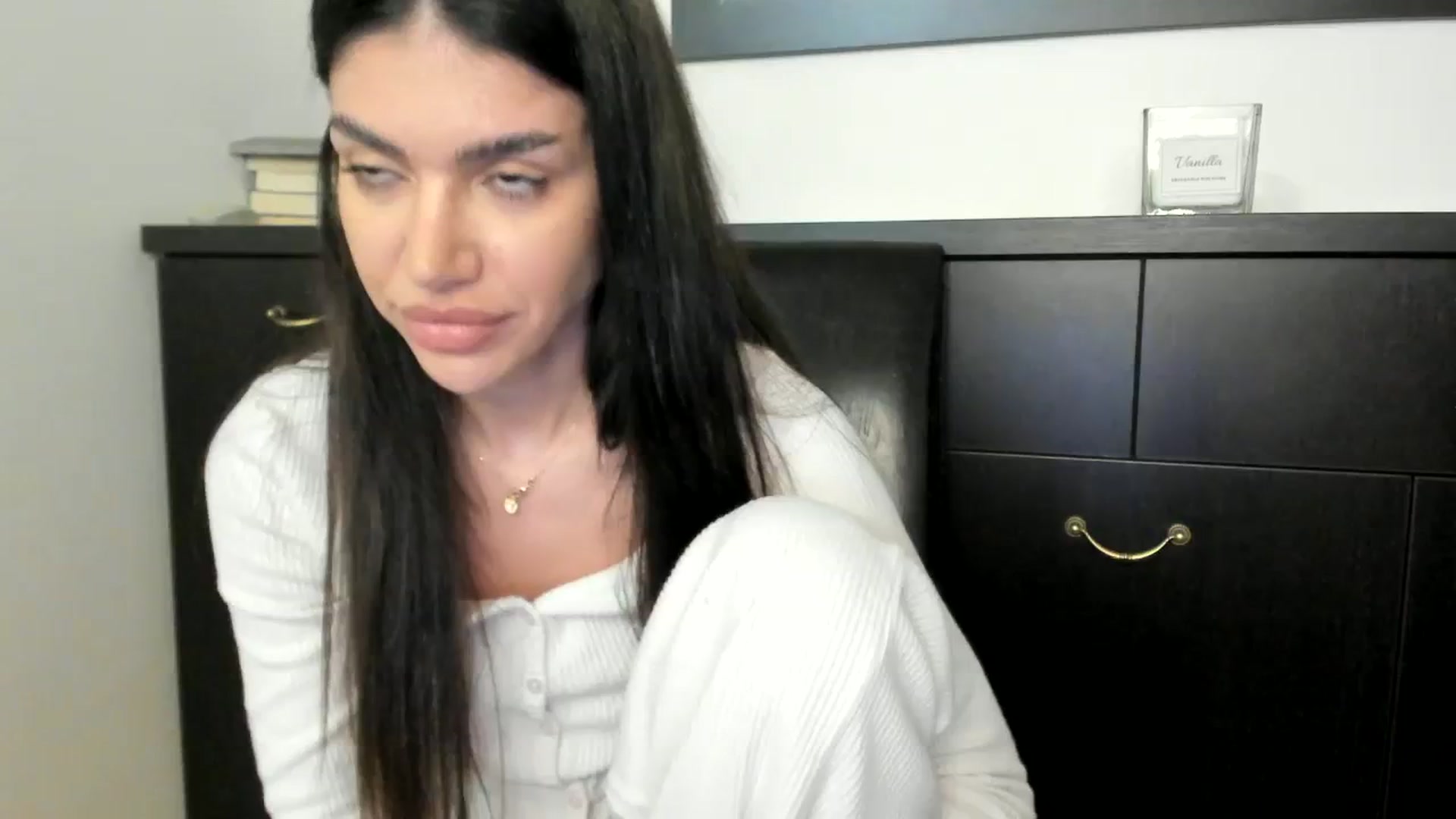 Gallery image thumbnail from SashaLopez's myfreecams stream on, 11/17/2023, 23:29 image 1 of 20