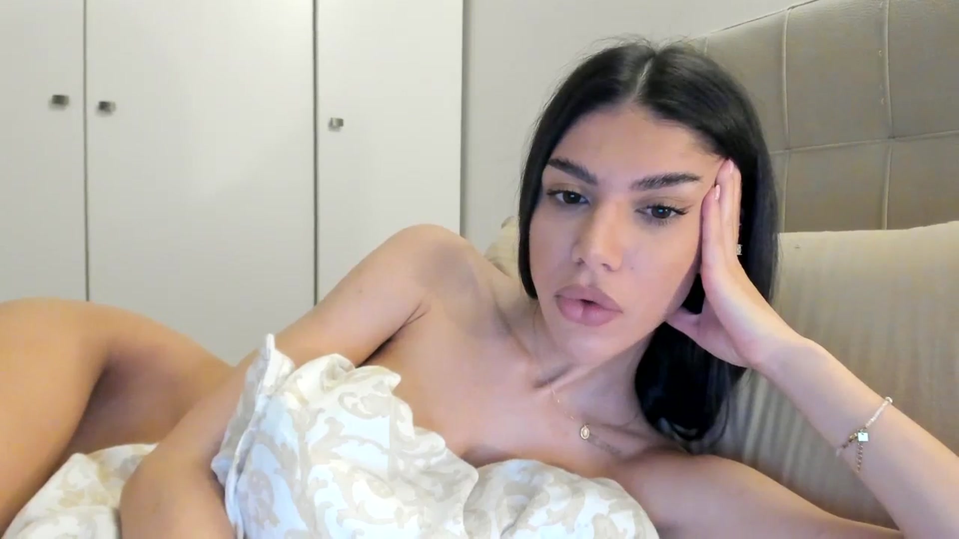 Gallery image thumbnail from SashaLopez's myfreecams stream on, 11/19/2023, 22:46 image 4 of 20