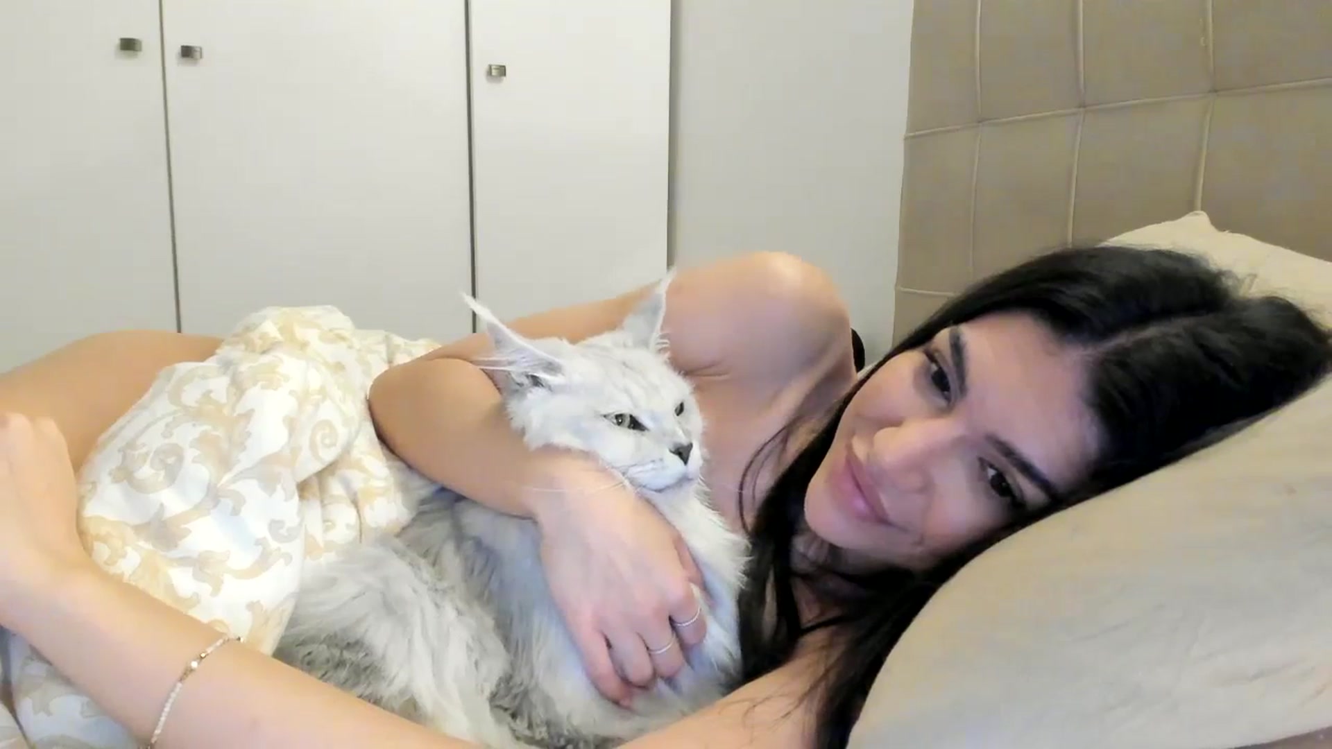 Gallery image thumbnail from SashaLopez's myfreecams stream on, 11/20/2023, 24:02 image 11 of 20