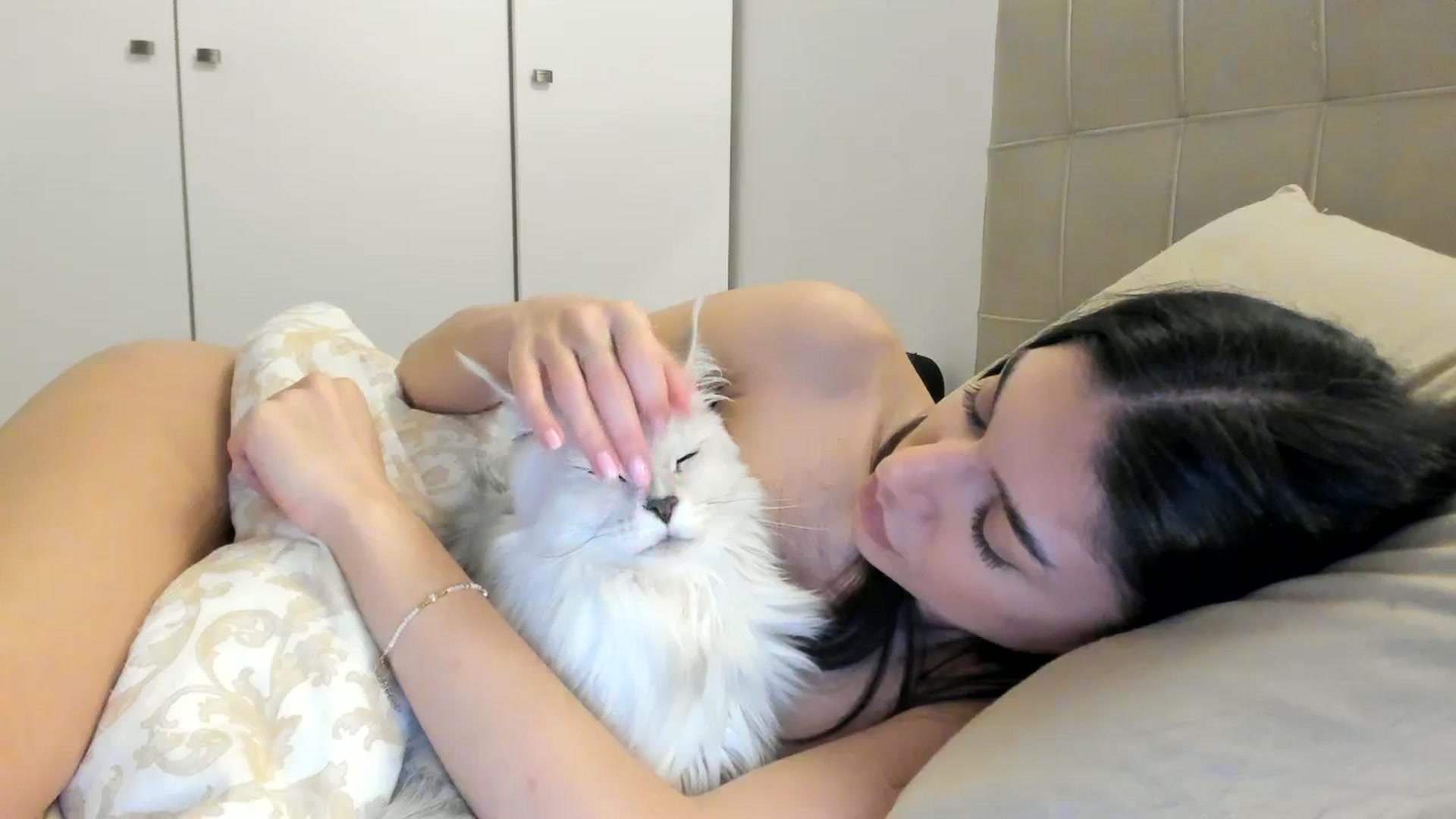 Gallery image thumbnail from SashaLopez's myfreecams stream on, 11/20/2023, 24:02 image 7 of 20