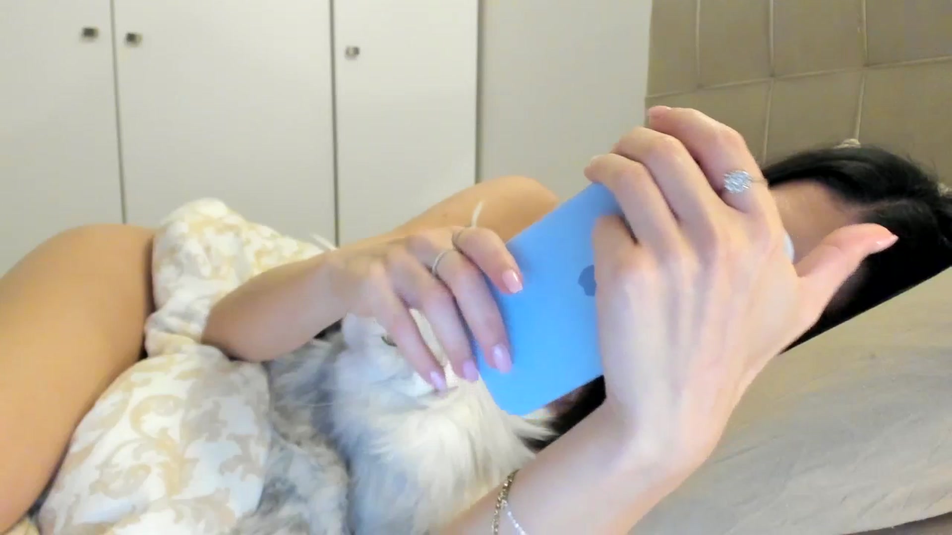 Gallery image thumbnail from SashaLopez's myfreecams stream on, 11/20/2023, 24:02 image 8 of 20