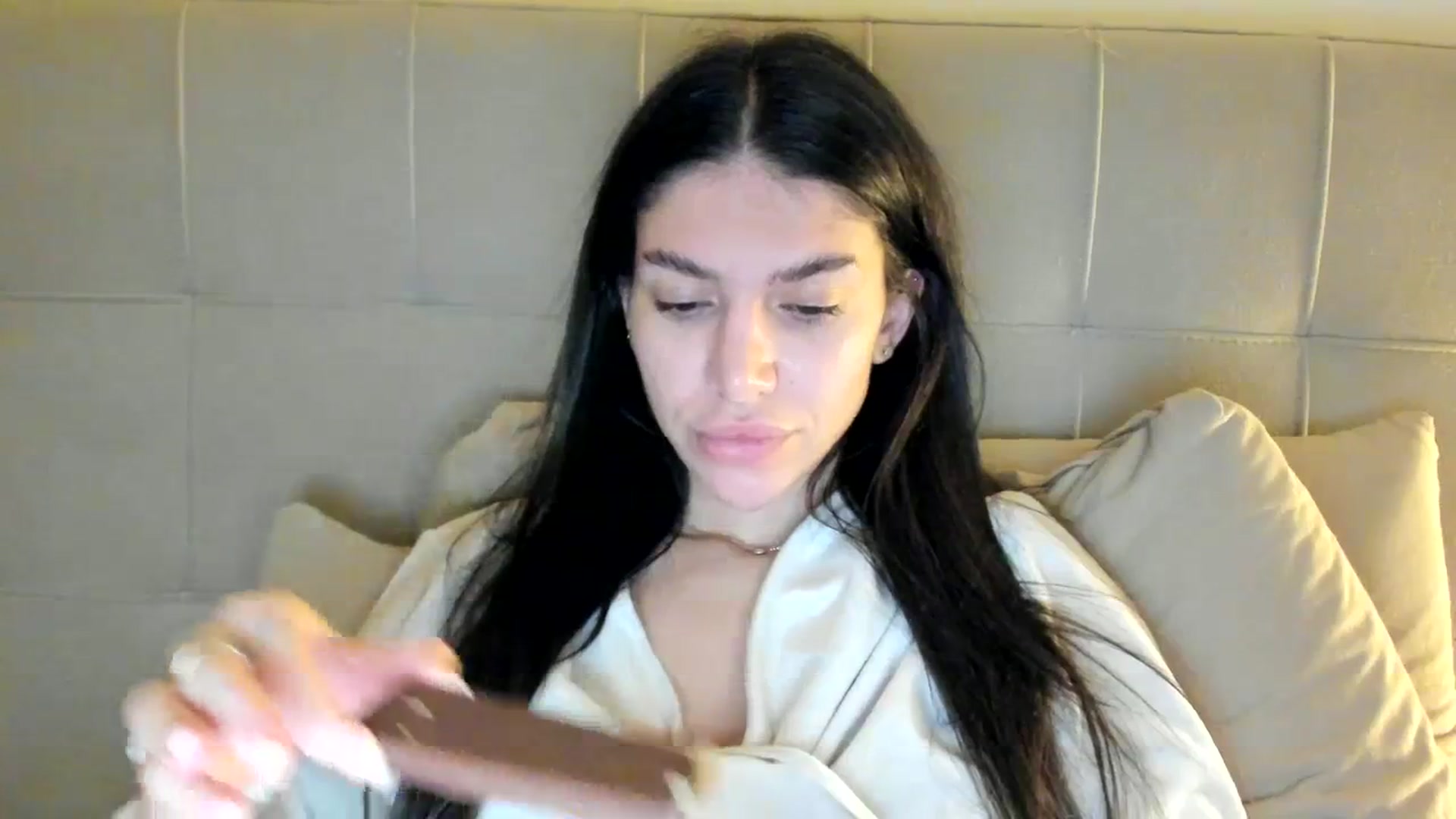 Gallery image thumbnail from SashaLopez's myfreecams stream on, 12/10/2023, 02:53 image 19 of 20