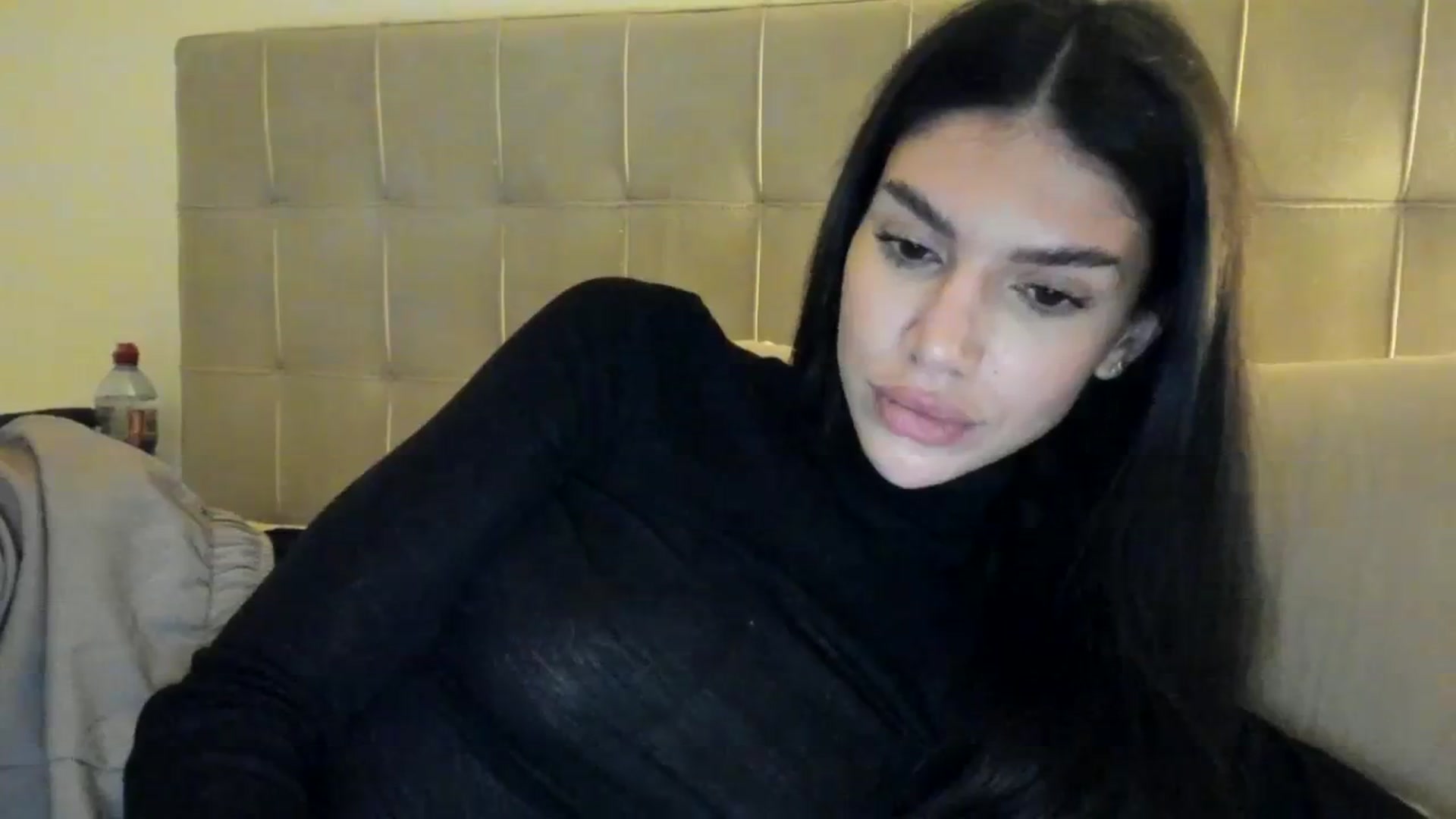 Gallery image thumbnail from SashaLopez's myfreecams stream on, 12/10/2023, 23:41 image 2 of 20