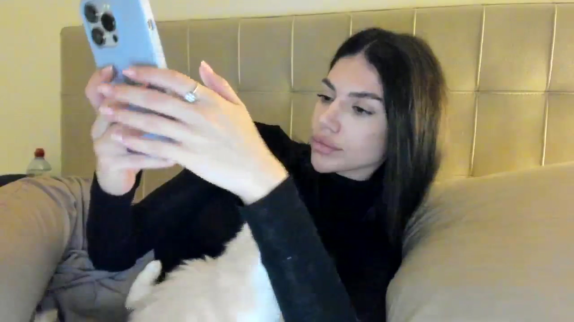 Gallery image thumbnail from SashaLopez's myfreecams stream on, 12/10/2023, 23:41 image 15 of 20
