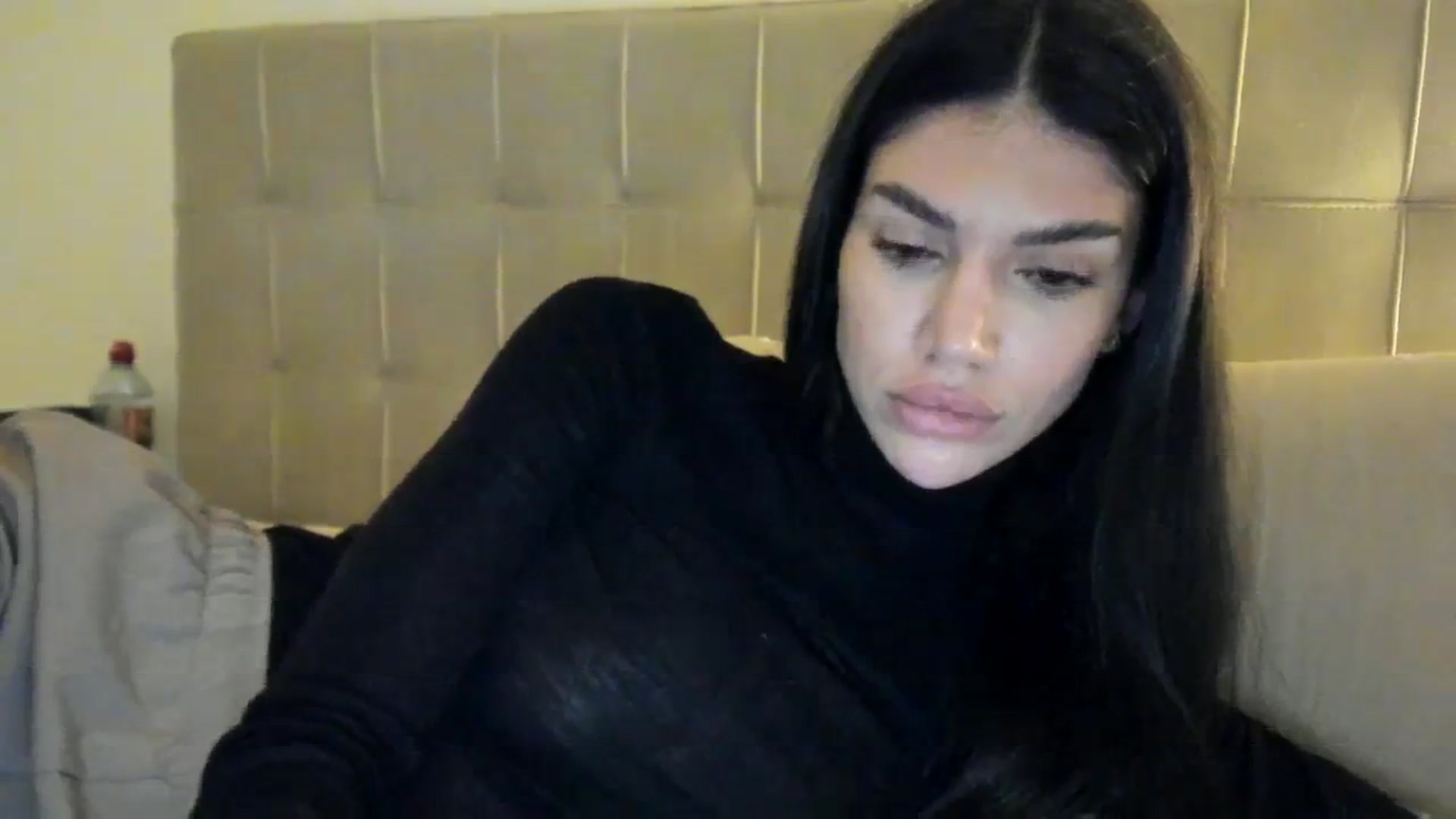 Gallery image thumbnail from SashaLopez's myfreecams stream on, 12/10/2023, 23:41 image 5 of 20