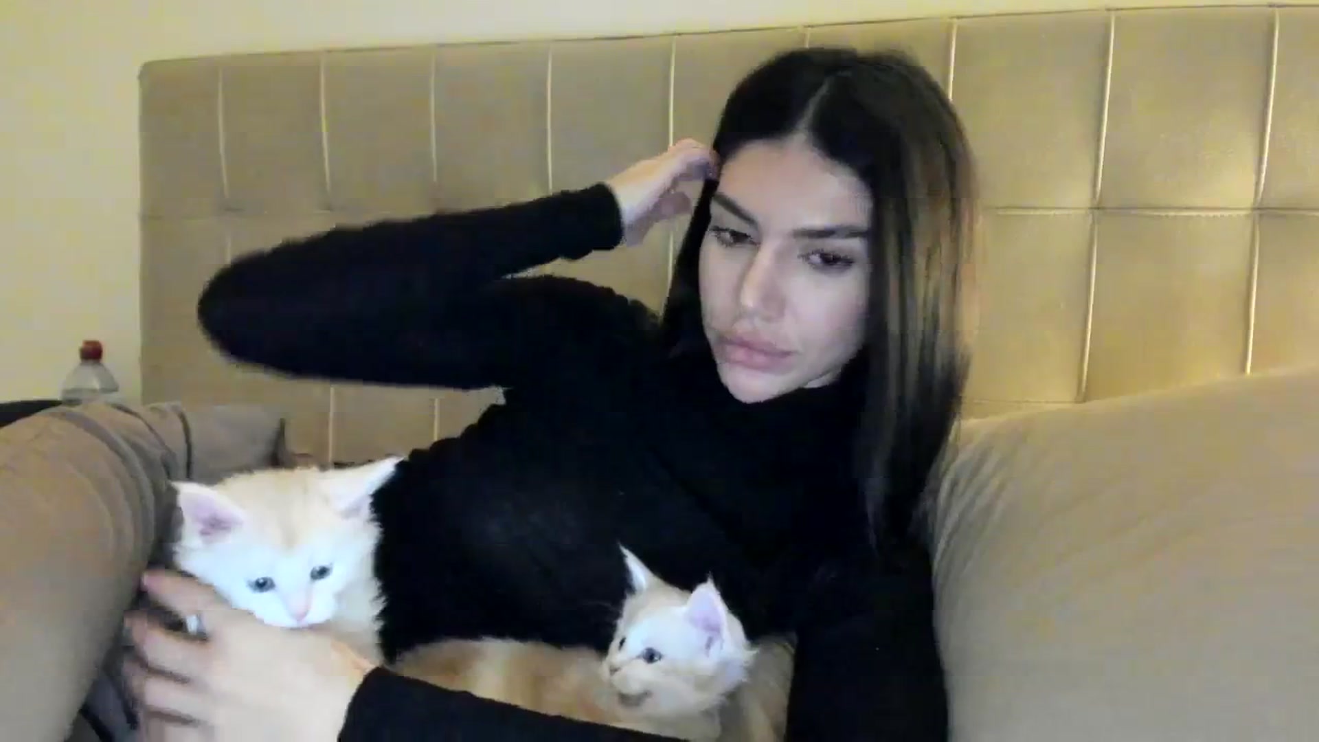 Gallery image thumbnail from SashaLopez's myfreecams stream on, 12/10/2023, 23:41 image 13 of 20