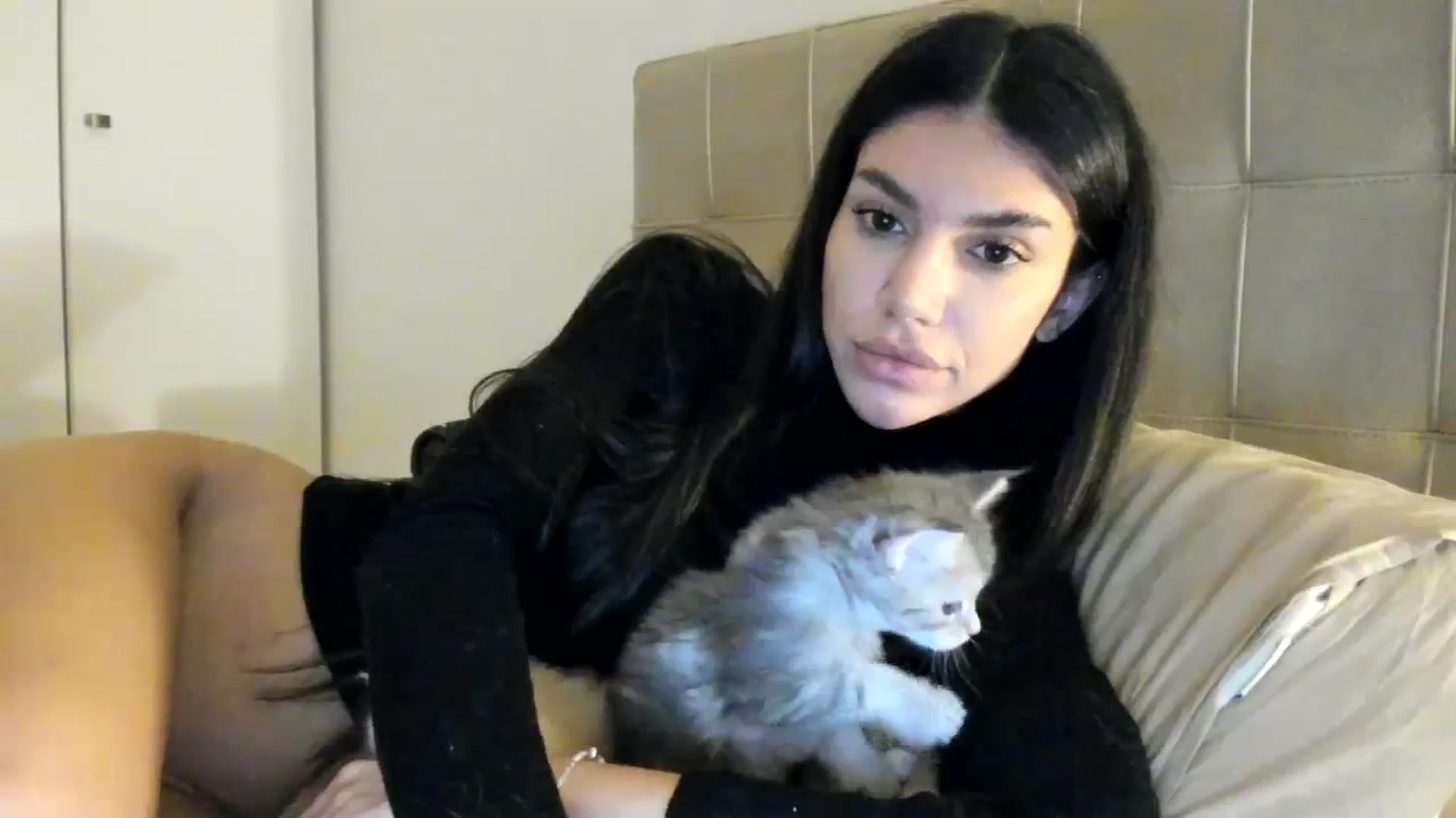 Gallery image thumbnail from SashaLopez's myfreecams stream on, 12/11/2023, 01:12 image 16 of 20