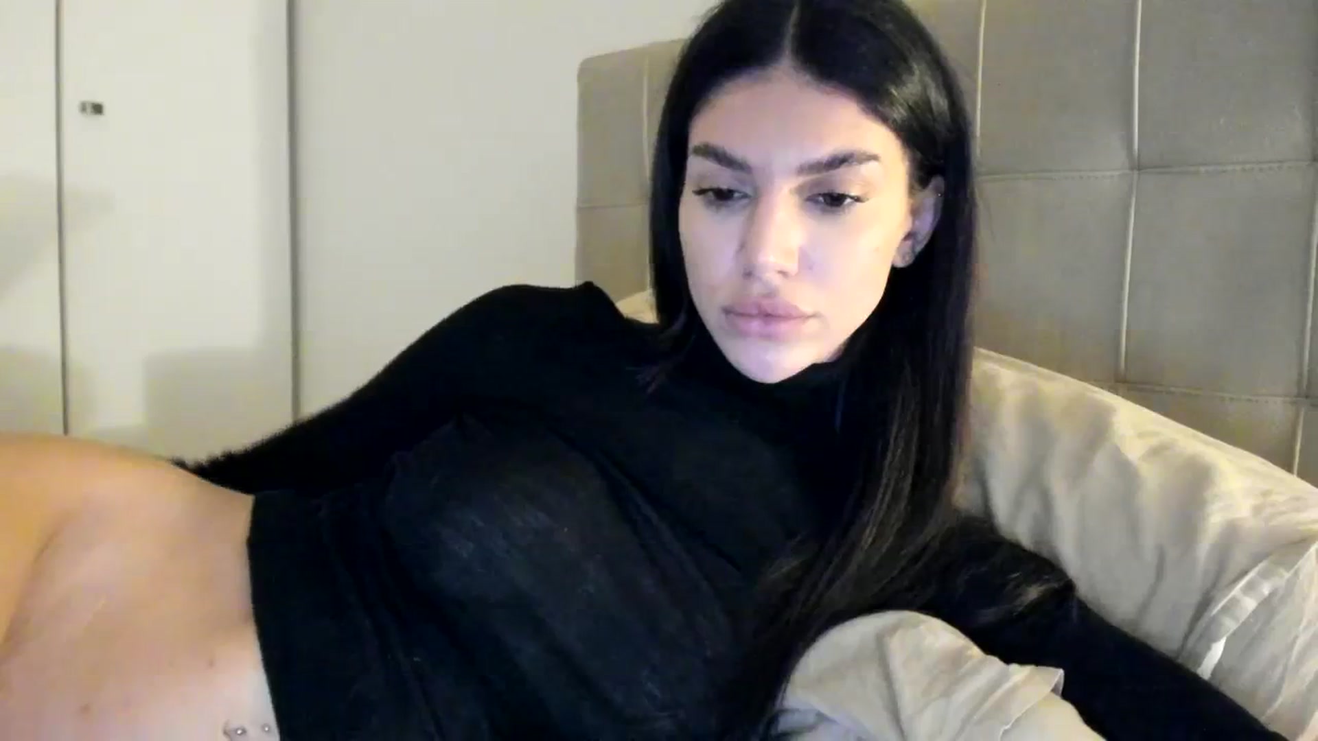 Gallery image thumbnail from SashaLopez's myfreecams stream on, 12/11/2023, 01:12 image 14 of 20