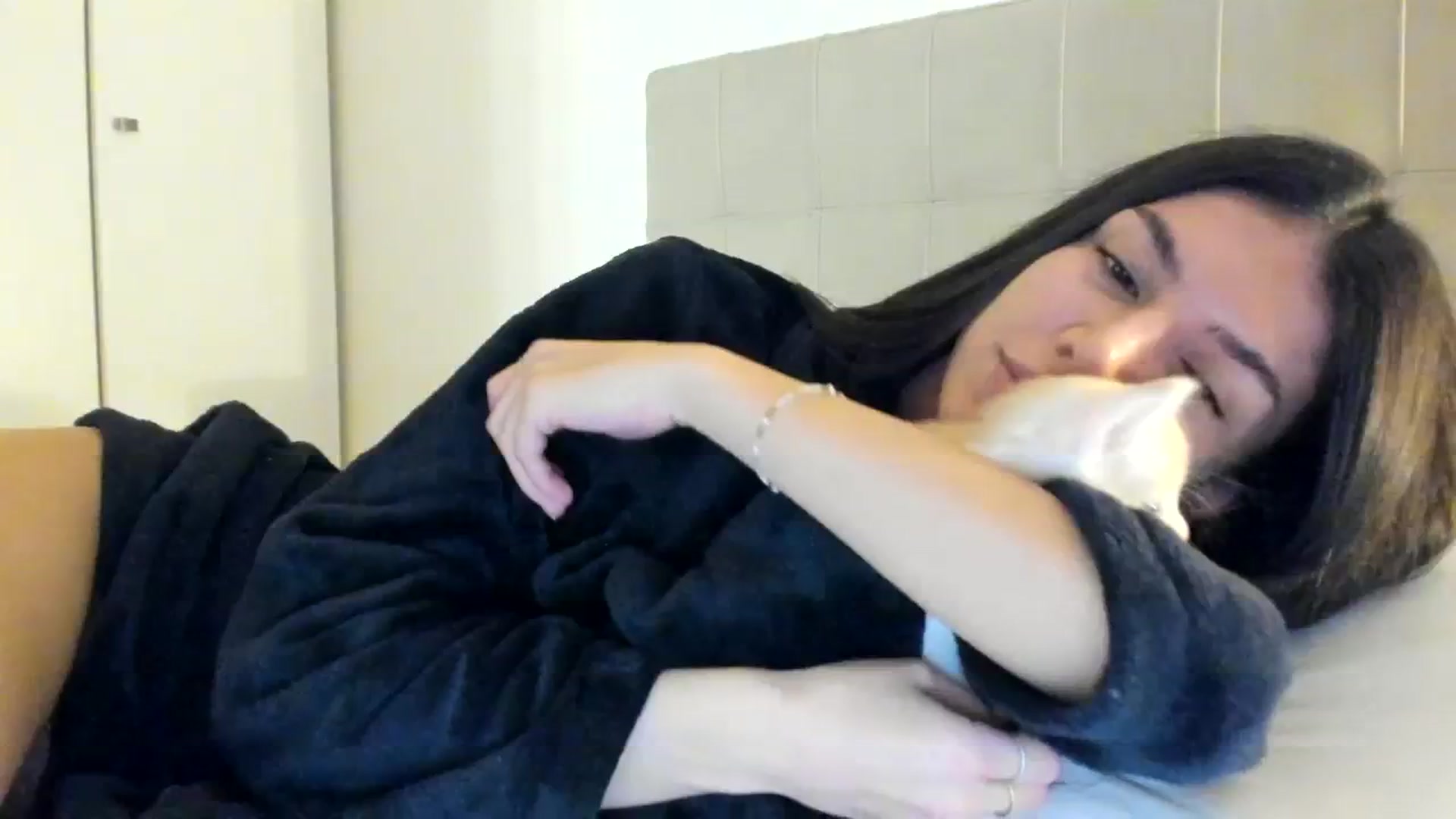 Gallery image thumbnail from SashaLopez's myfreecams stream on, 12/12/2023, 23:50 image 1 of 20