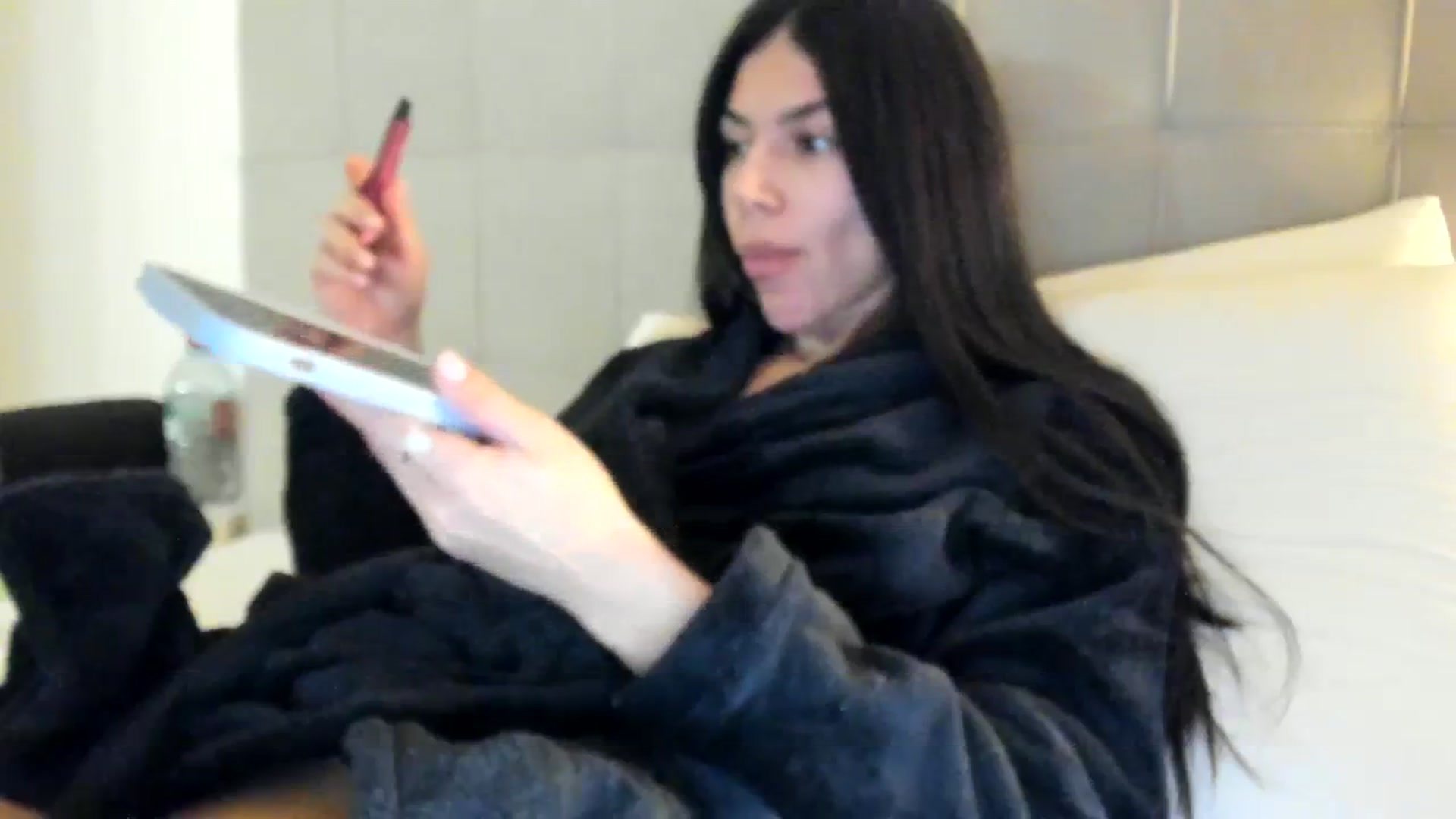 Gallery image thumbnail from SashaLopez's myfreecams stream on, 12/12/2023, 23:50 image 12 of 20