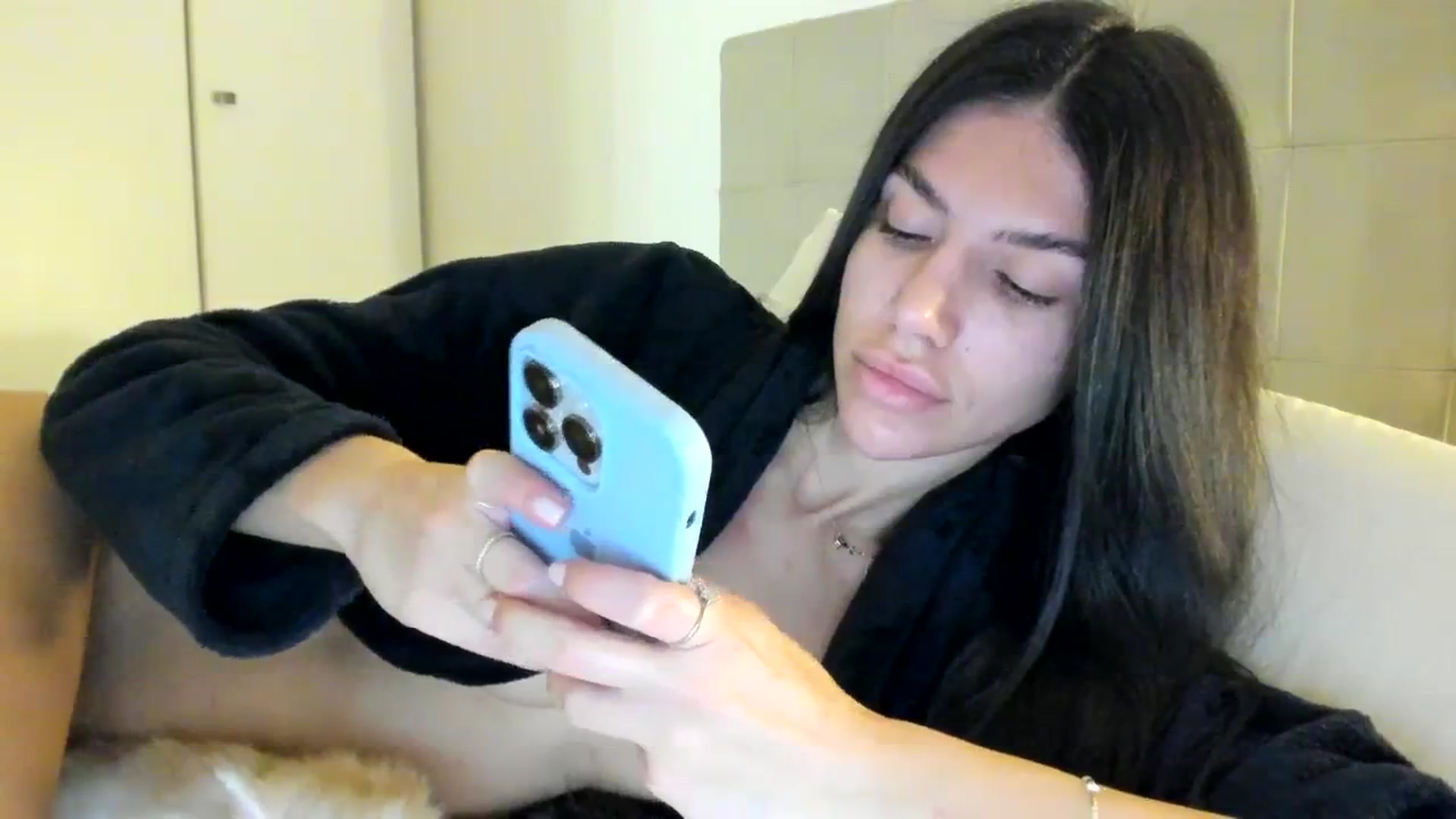 Gallery image thumbnail from SashaLopez's myfreecams stream on, 12/12/2023, 23:50 image 9 of 20