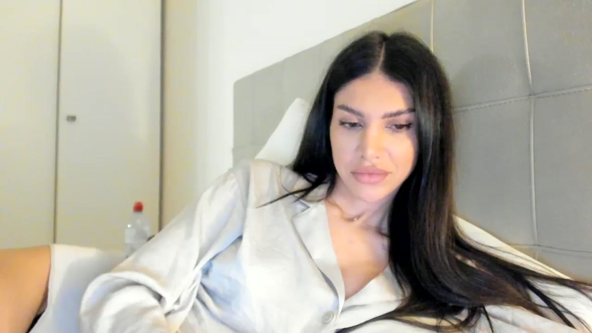 Gallery image thumbnail from SashaLopez's myfreecams stream on, 12/15/2023, 20:49 image 15 of 20