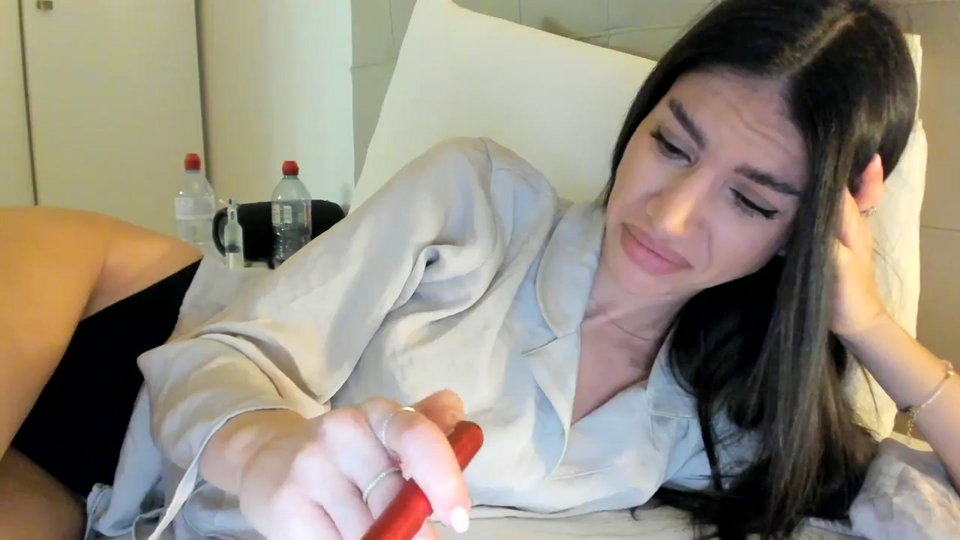 Gallery image thumbnail from SashaLopez's myfreecams stream on, 12/15/2023, 20:49 image 5 of 20