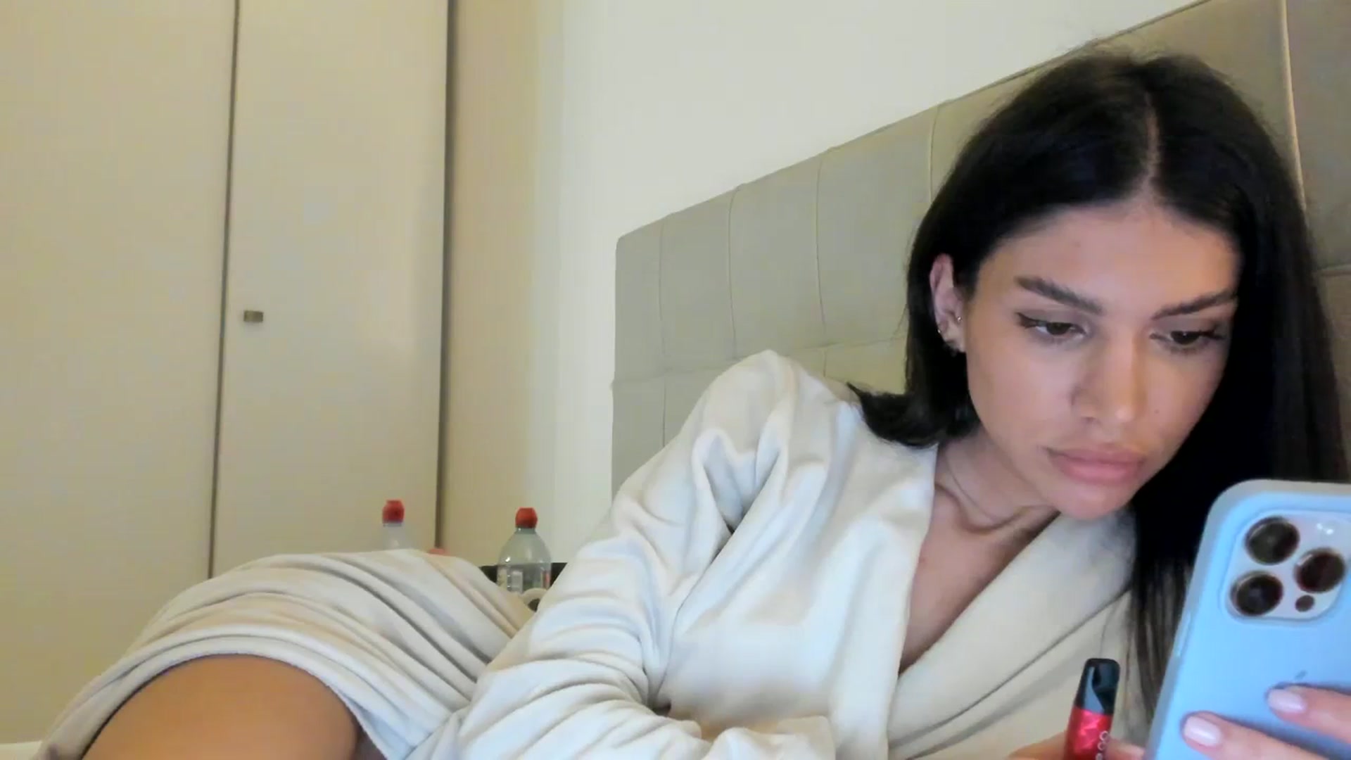 Gallery image thumbnail from SashaLopez's myfreecams stream on, 12/15/2023, 22:47 image 14 of 20