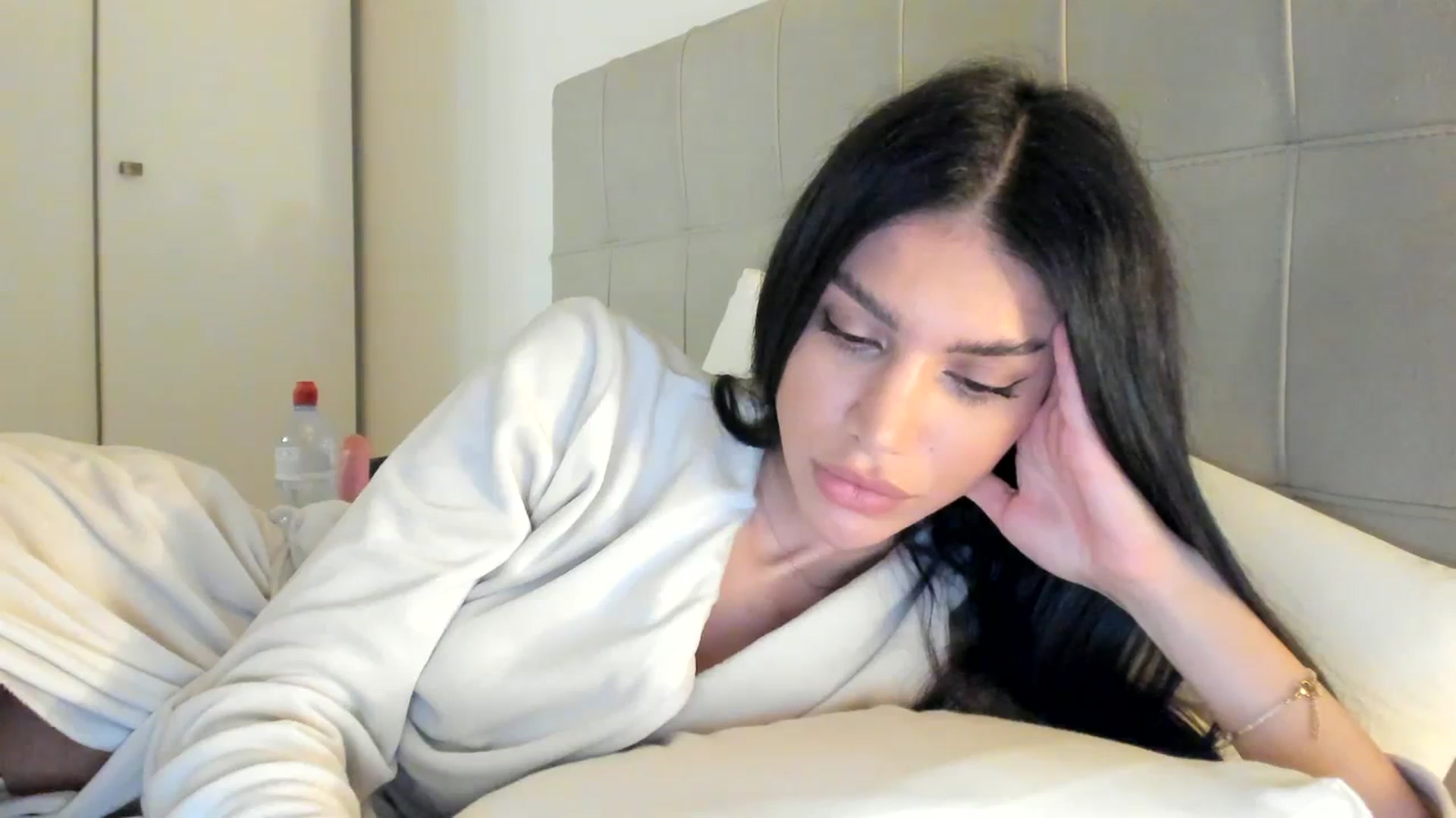 Gallery image thumbnail from SashaLopez's myfreecams stream on, 12/15/2023, 22:47 image 17 of 20