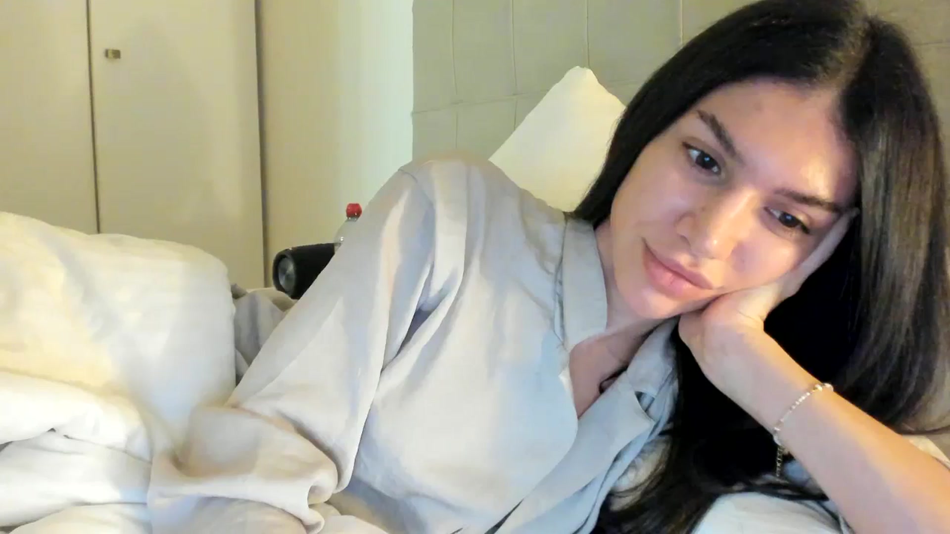 Gallery image thumbnail from SashaLopez's myfreecams stream on, 12/17/2023, 23:27 image 20 of 20