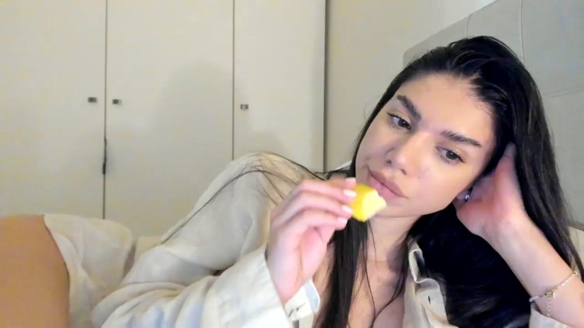 Gallery image thumbnail from SashaLopez's myfreecams stream on, 12/23/2023, 04:26 image 18 of 20