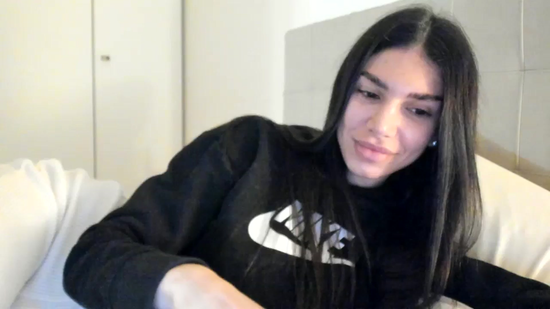 Gallery image thumbnail from SashaLopez's myfreecams stream on, 12/23/2023, 21:07 image 6 of 20