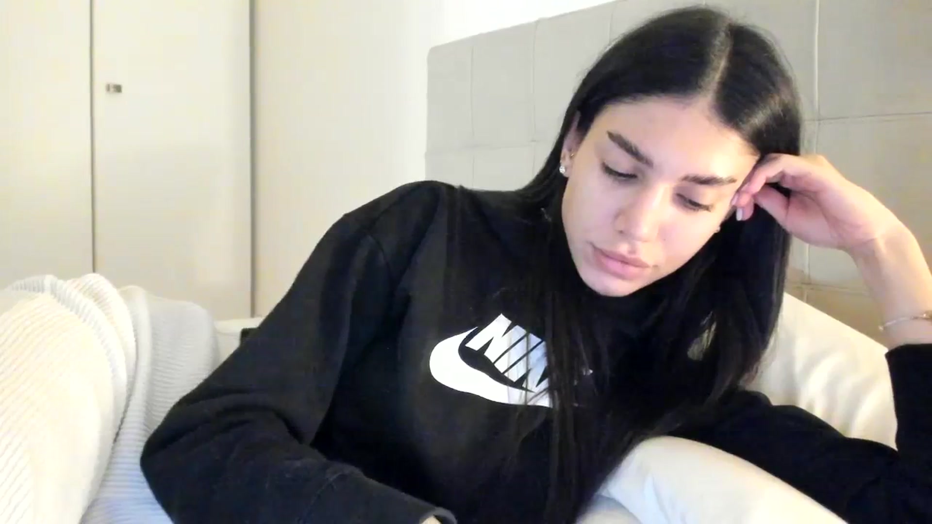 Gallery image thumbnail from SashaLopez's myfreecams stream on, 12/23/2023, 21:07 image 19 of 20