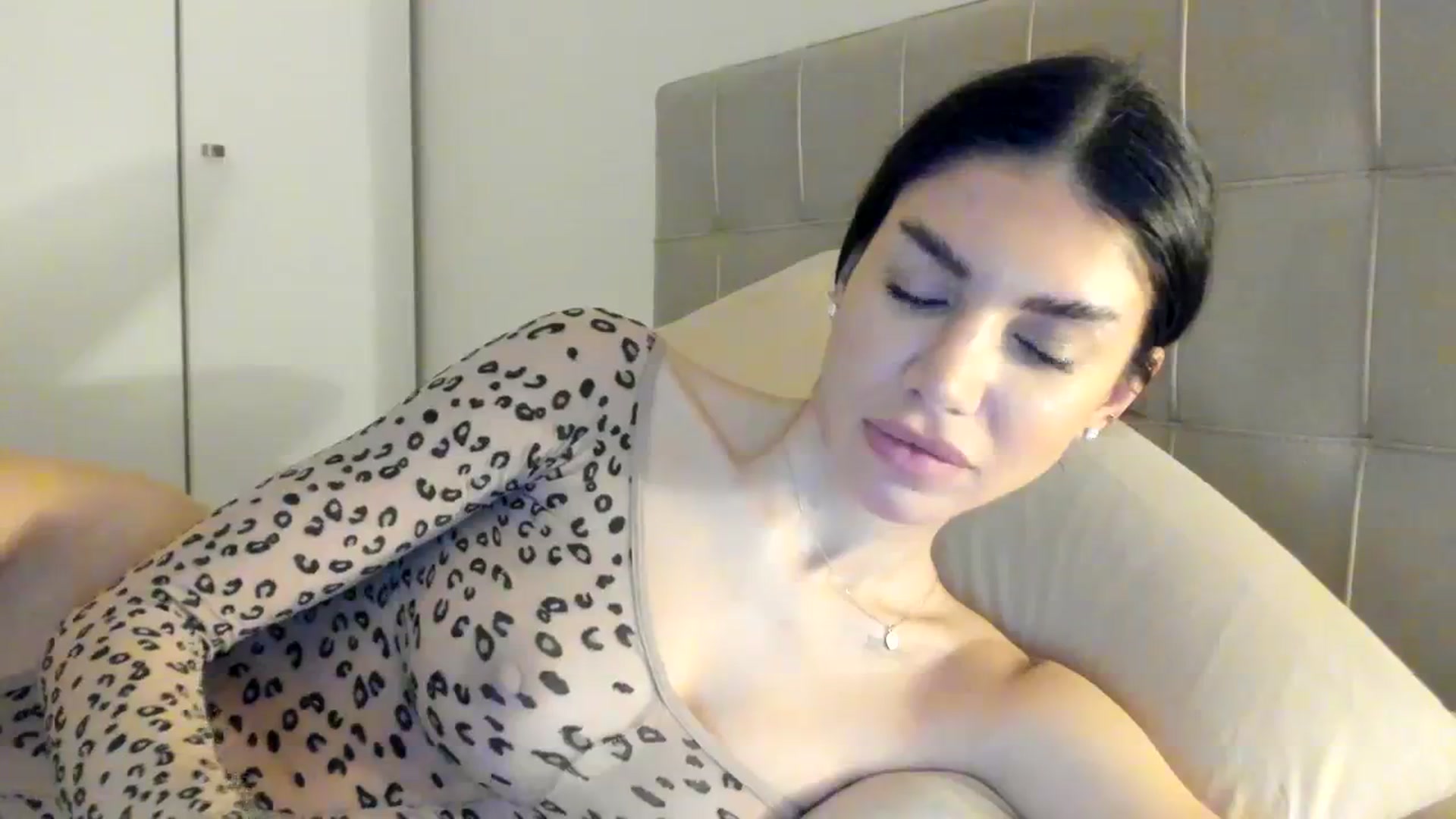 Gallery image thumbnail from SashaLopez's myfreecams stream on, 12/26/2023, 22:48 image 9 of 20