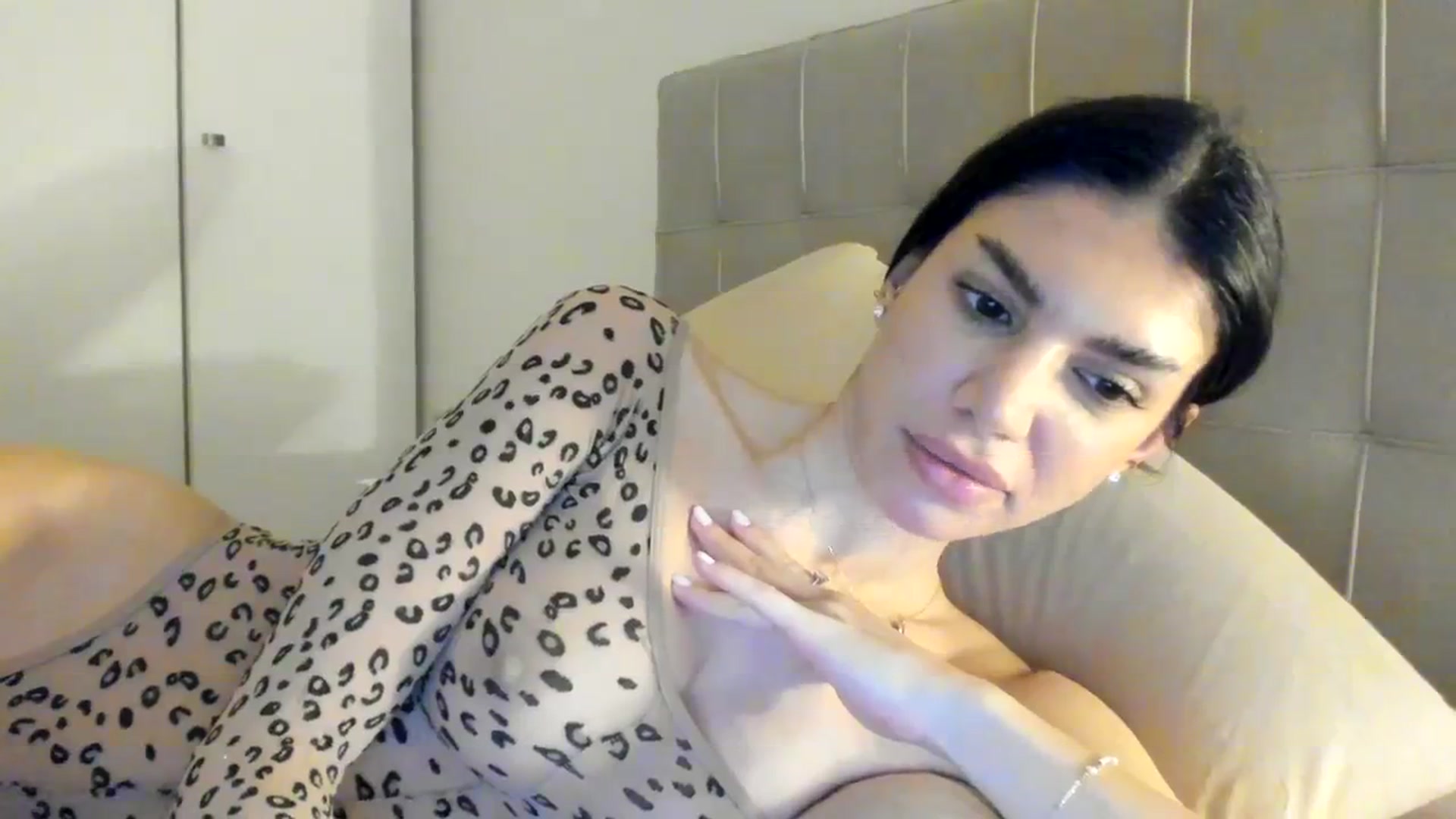 Gallery image thumbnail from SashaLopez's myfreecams stream on, 12/26/2023, 22:48 image 12 of 20