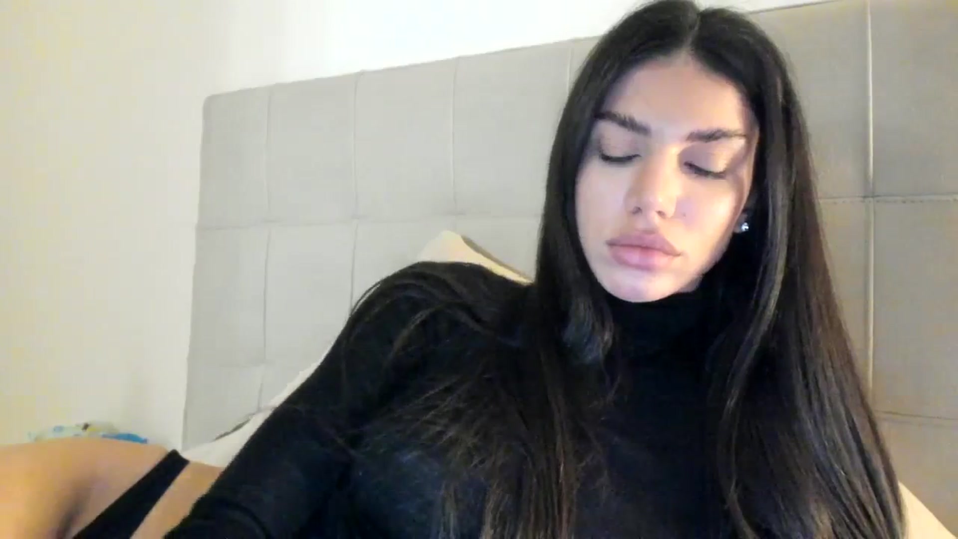 Gallery image thumbnail from SashaLopez's myfreecams stream on, 12/27/2023, 17:53 image 11 of 20