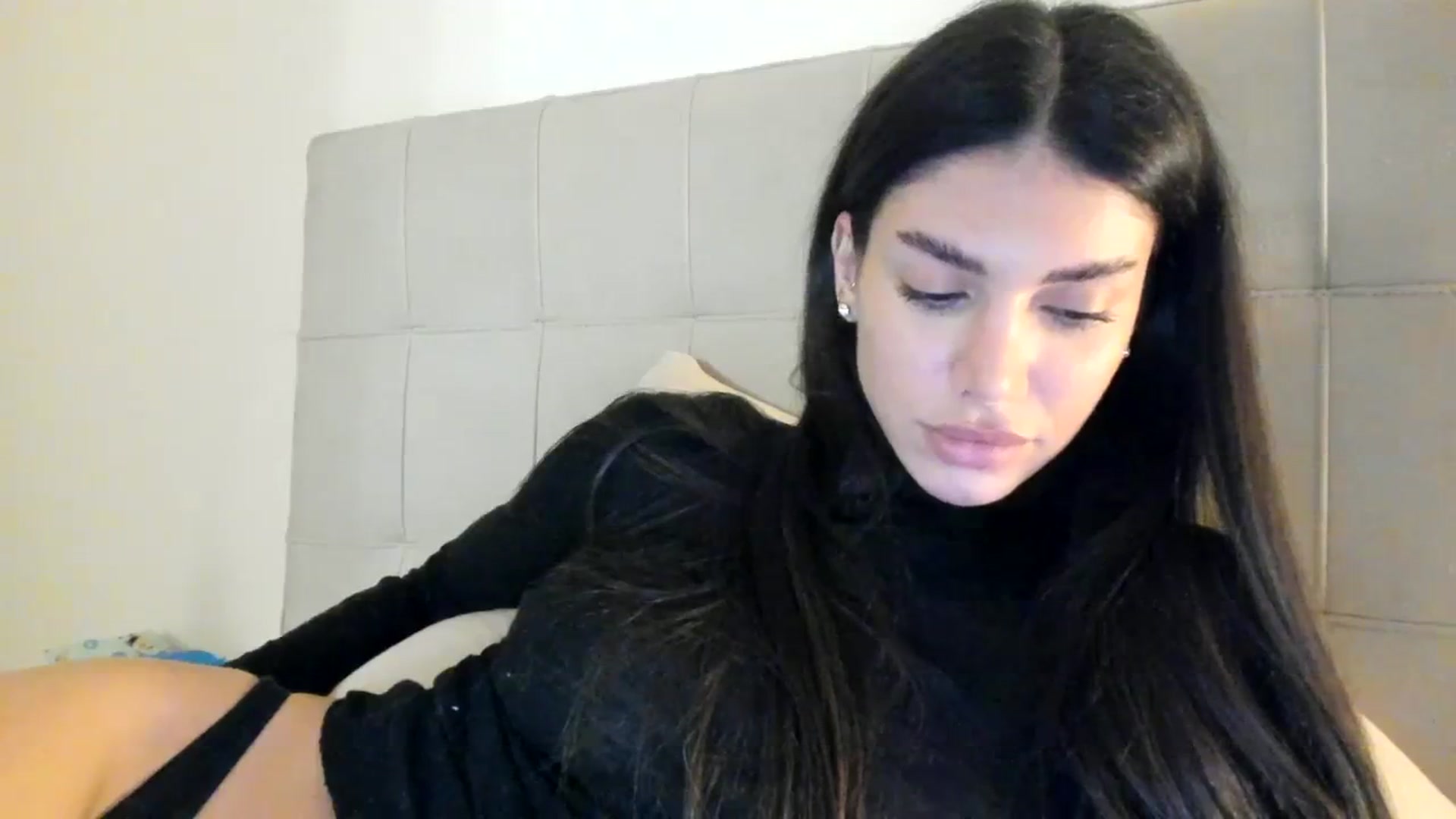 Gallery image thumbnail from SashaLopez's myfreecams stream on, 12/27/2023, 17:53 image 13 of 20