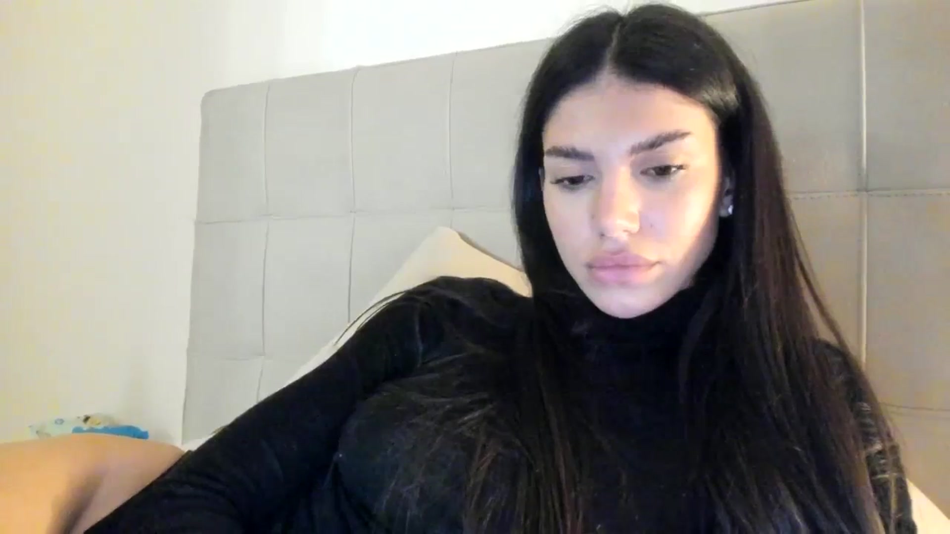 Gallery image thumbnail from SashaLopez's myfreecams stream on, 12/27/2023, 17:53 image 14 of 20