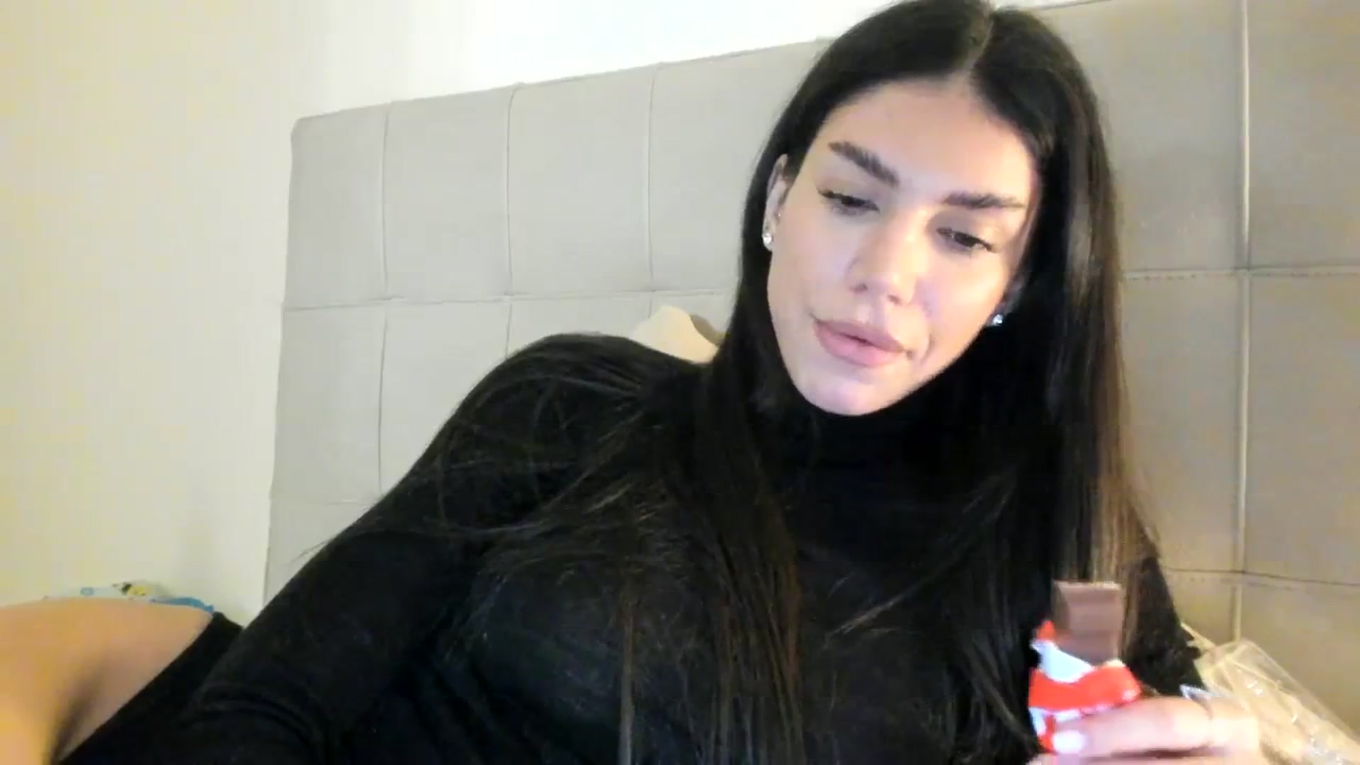Gallery image thumbnail from SashaLopez's myfreecams stream on, 12/27/2023, 17:53 image 8 of 20